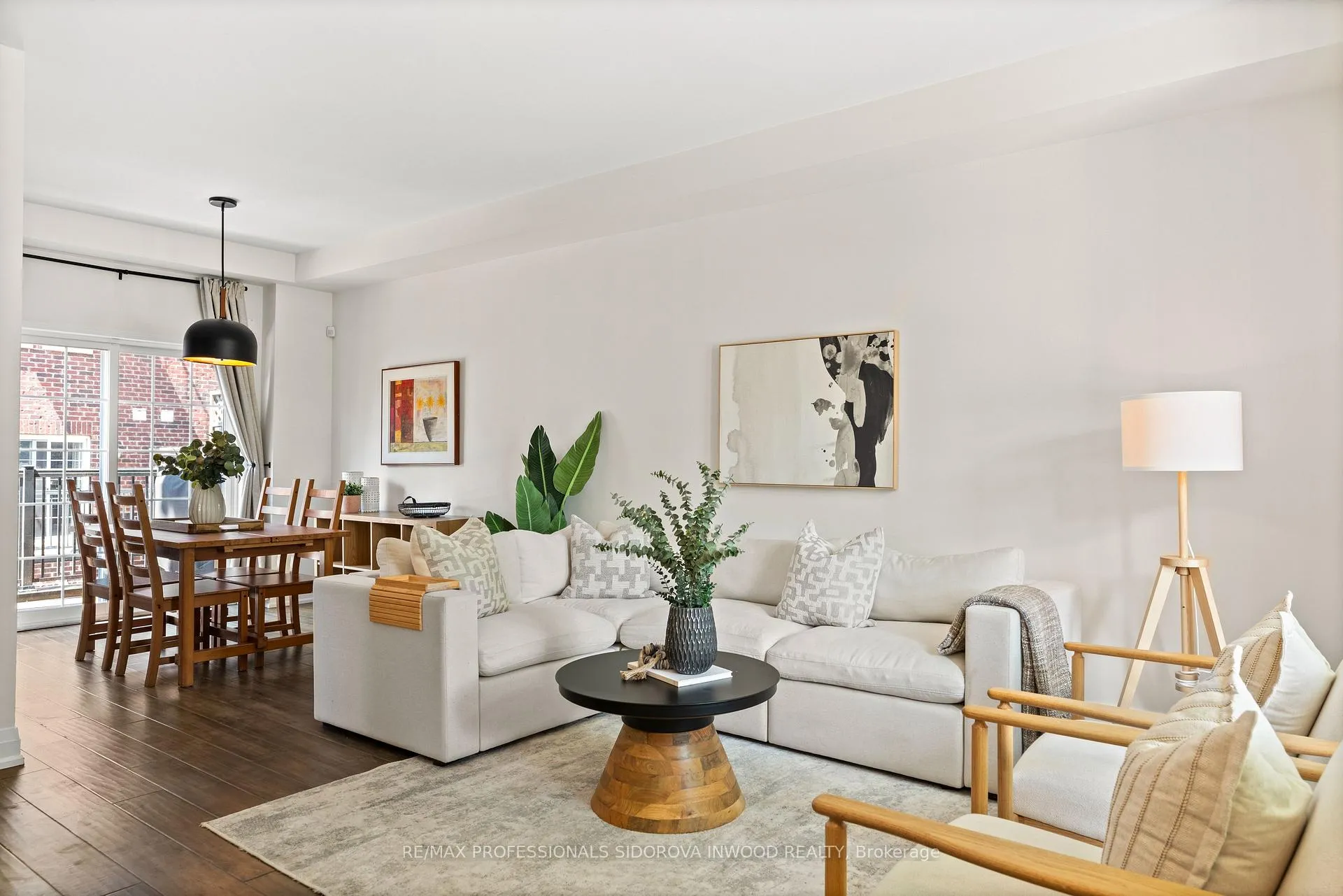 Photo 5 of Unit 106, 109 The Queensway, Toronto, High Park-Swansea — HOMEH