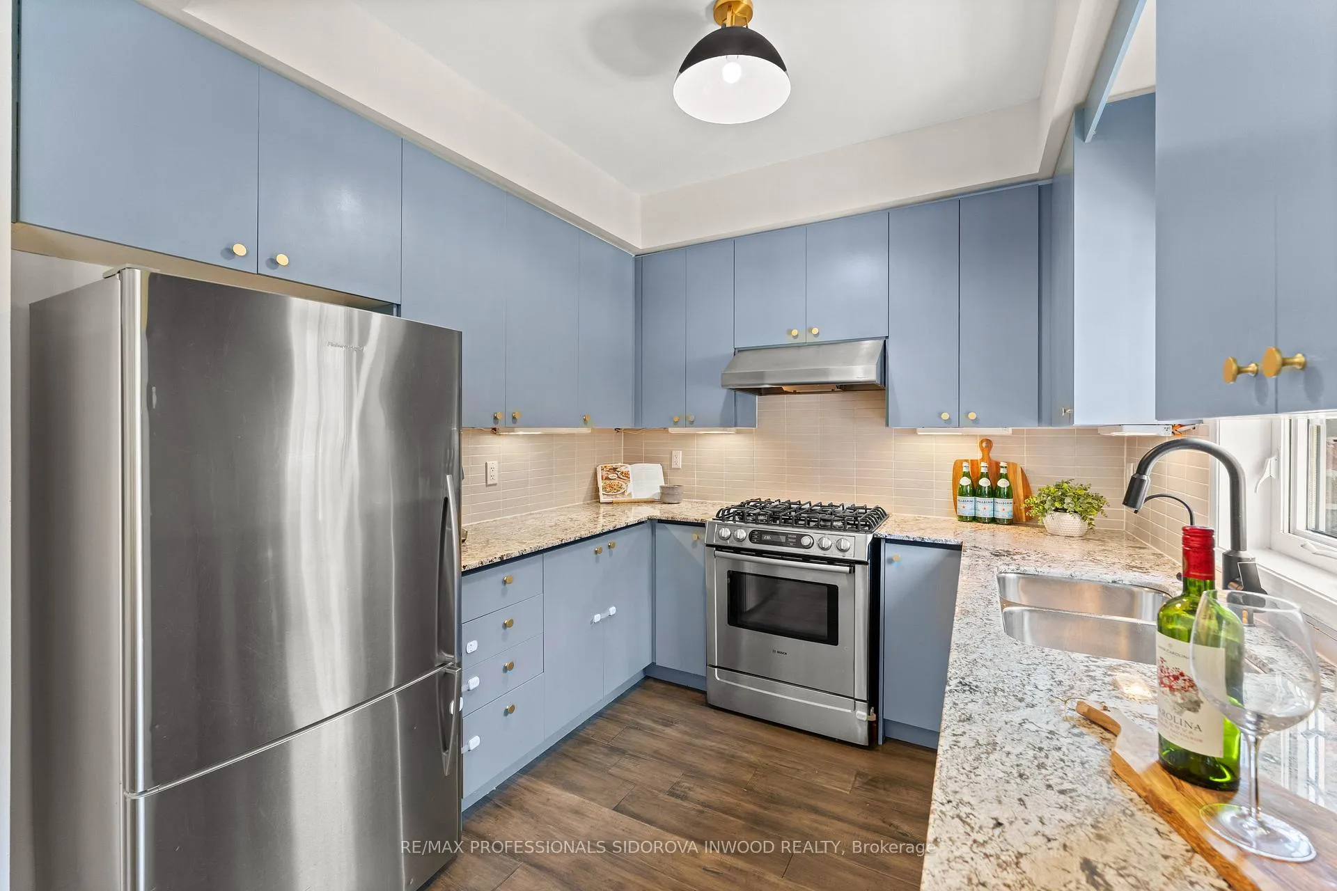 Photo 10 of Unit 106, 109 The Queensway, Toronto, High Park-Swansea — HOMEH