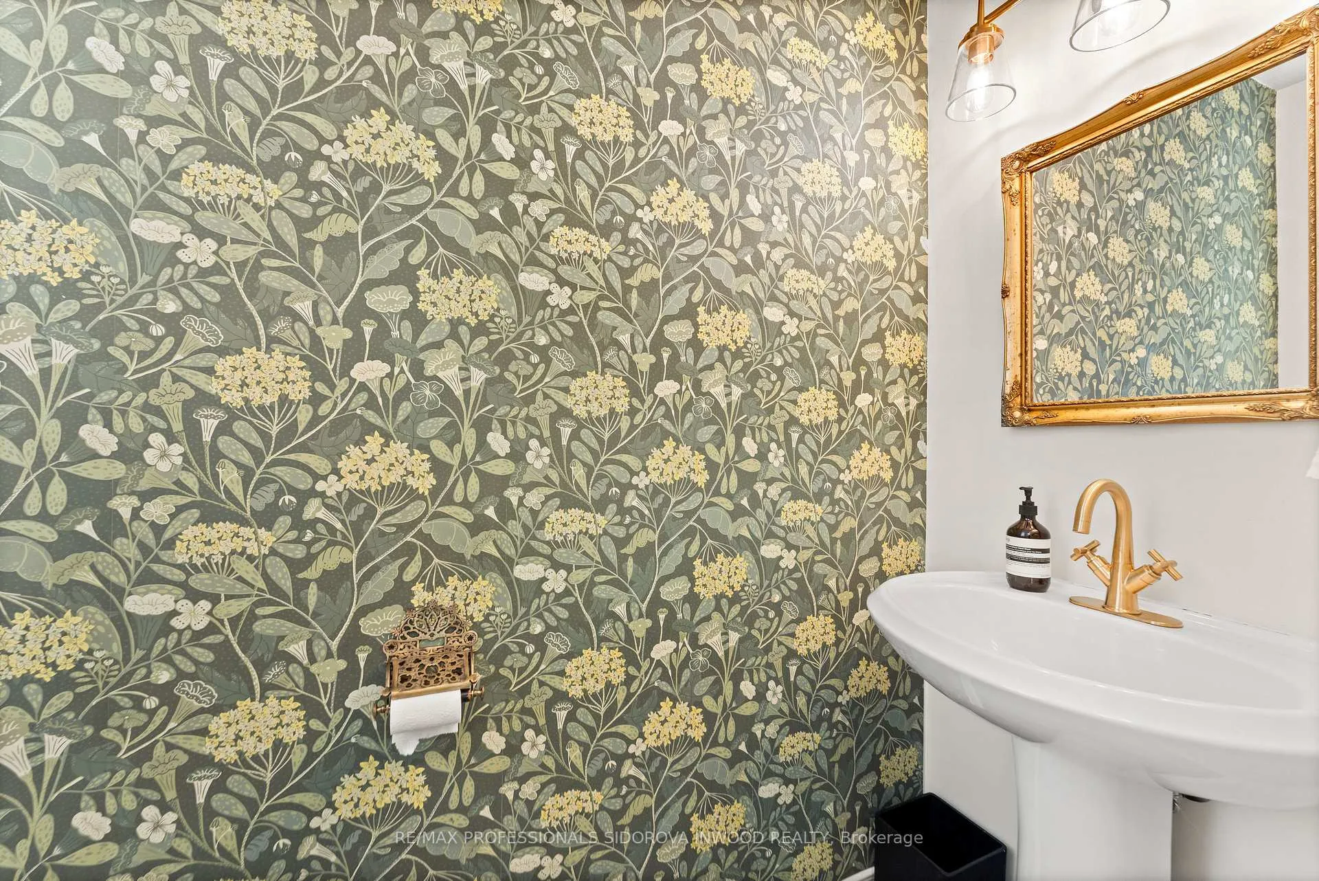 Photo 13 of Unit 106, 109 The Queensway, Toronto, High Park-Swansea — HOMEH