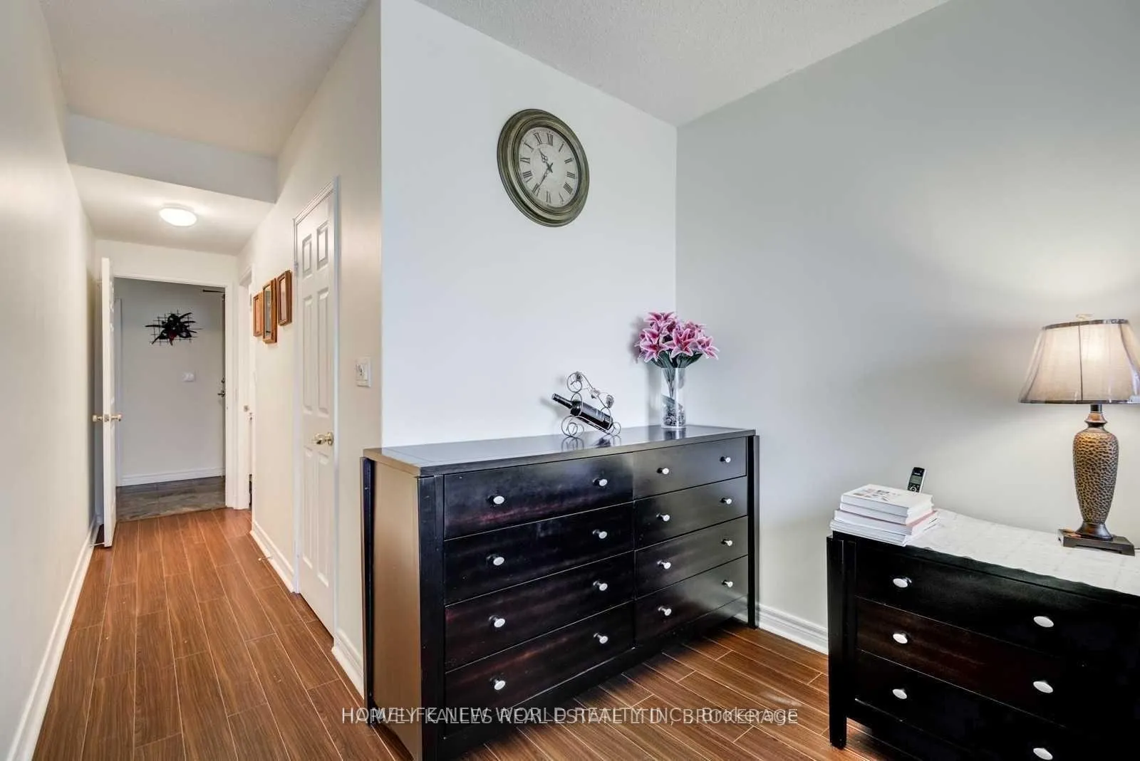 Photo 10 of Unit 2001, 55 Bloor Street E, Toronto, Church-Yonge Corridor — HOMEH