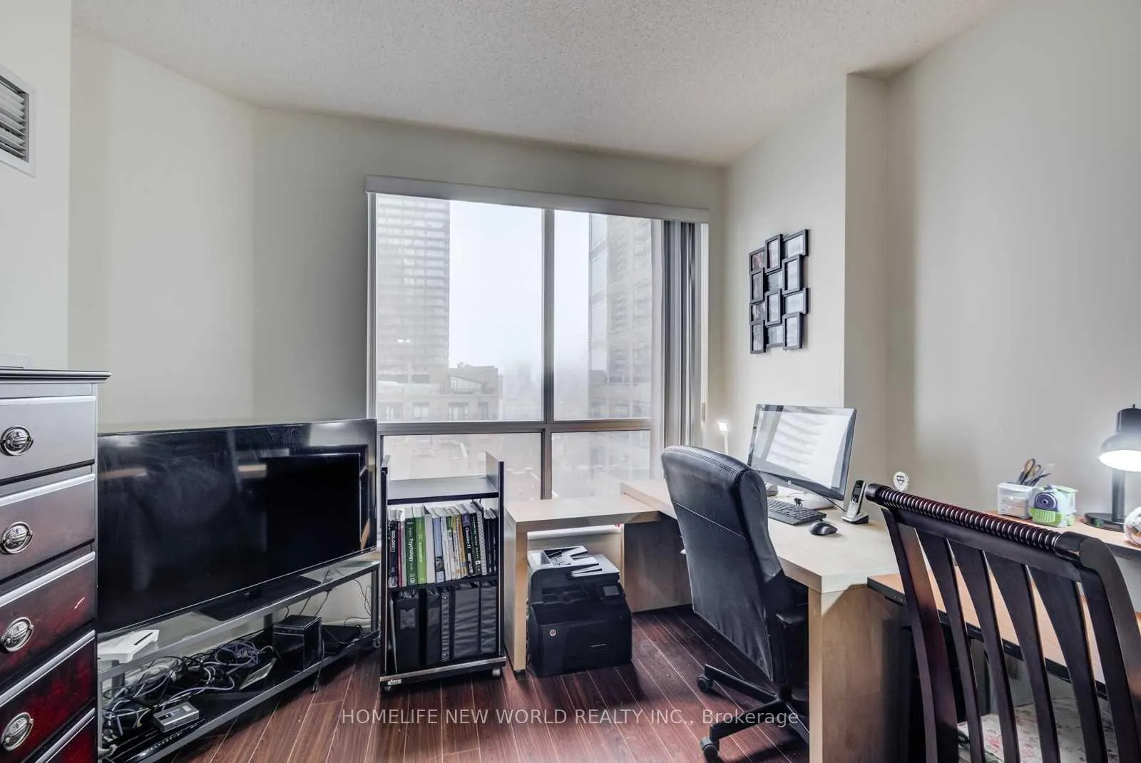 Photo 12 of Unit 2001, 55 Bloor Street E, Toronto, Church-Yonge Corridor — HOMEH