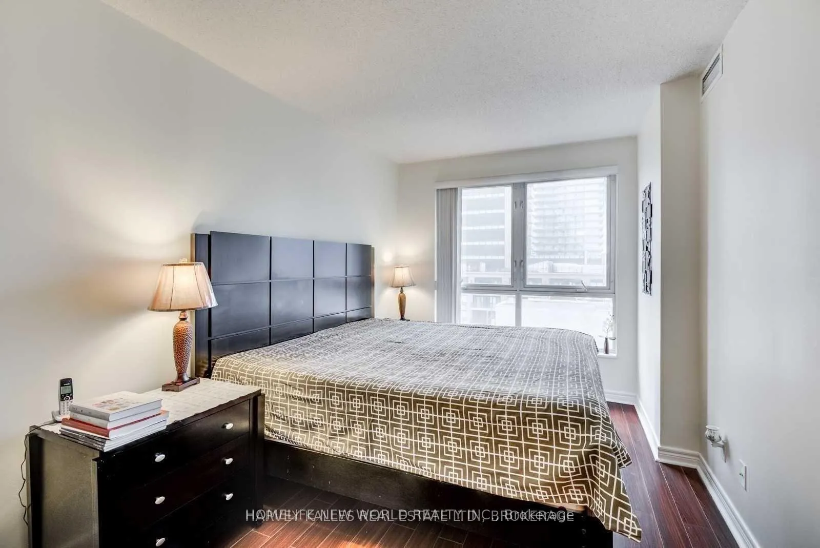 Photo 16 of Unit 2001, 55 Bloor Street E, Toronto, Church-Yonge Corridor — HOMEH