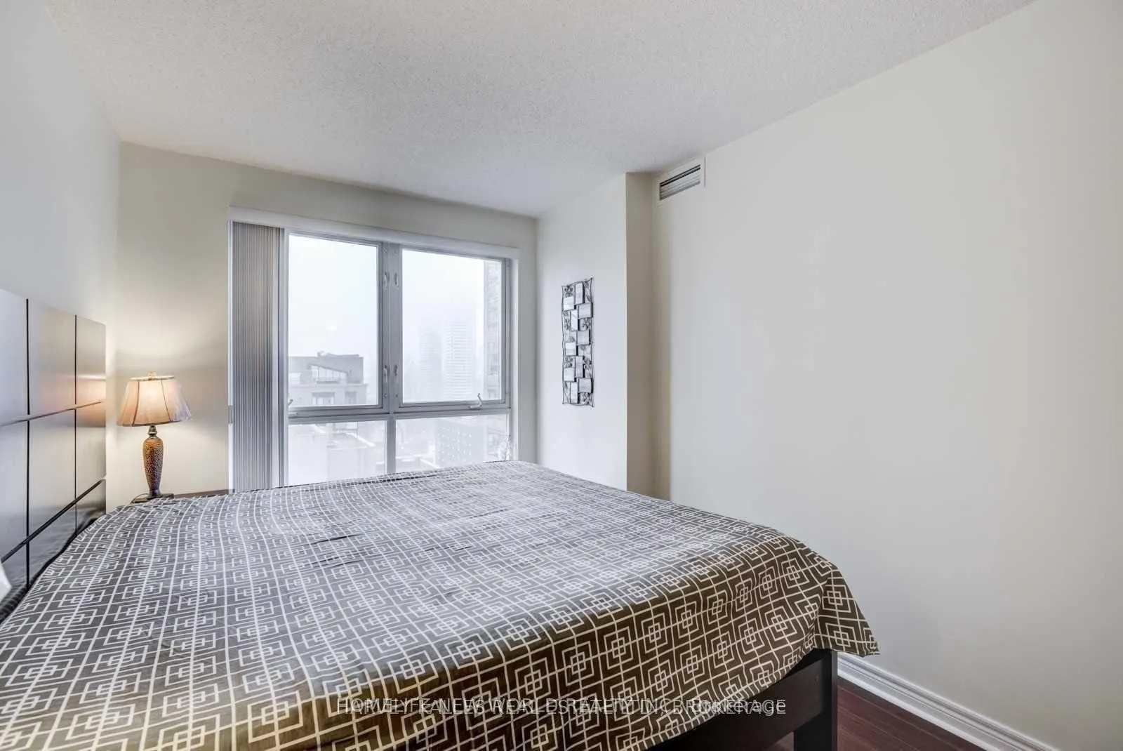 Photo 17 of Unit 2001, 55 Bloor Street E, Toronto, Church-Yonge Corridor — HOMEH