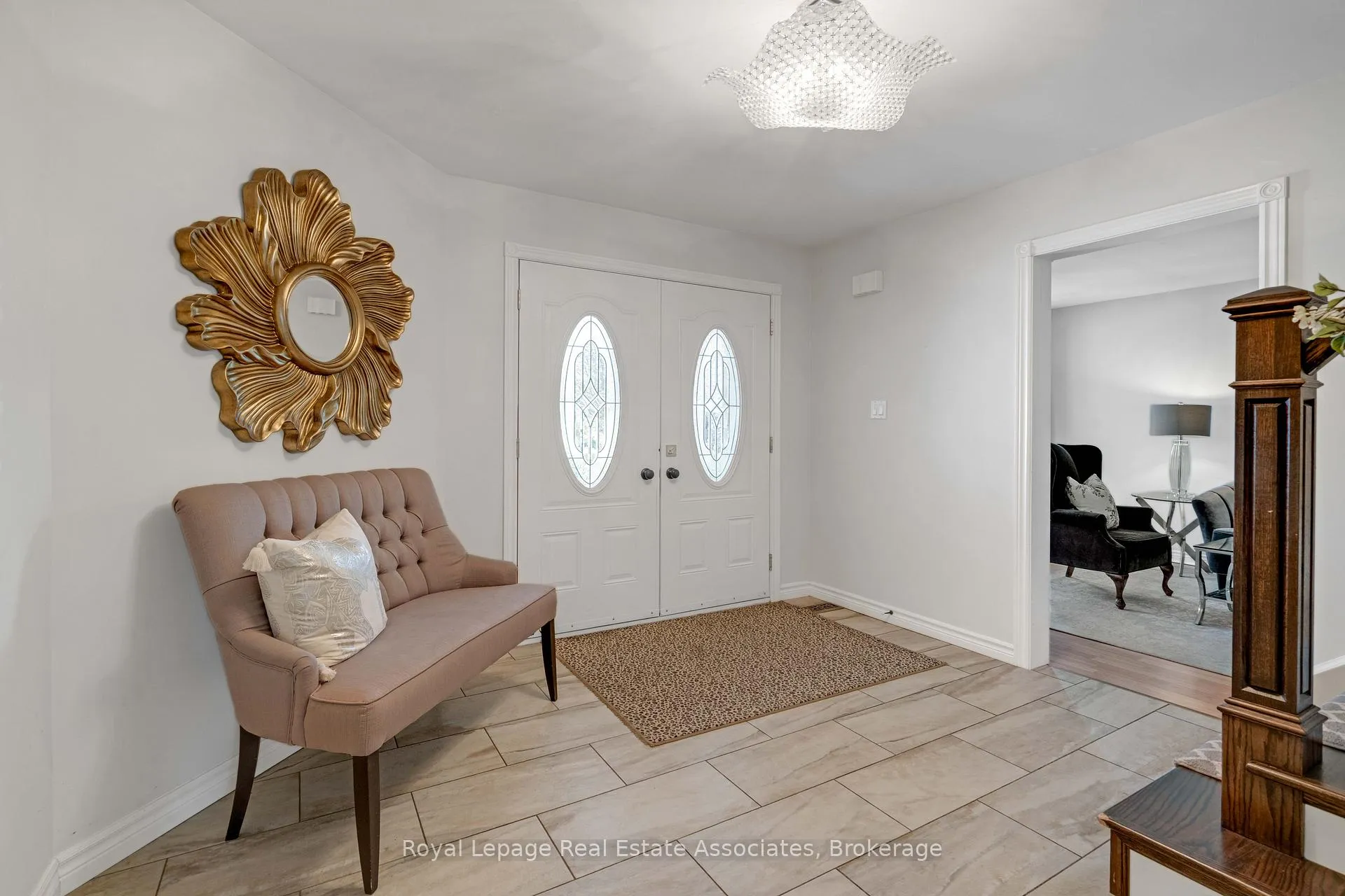 Photo 5 of 23 Handorf Drive, Cambridge — HOMEH
