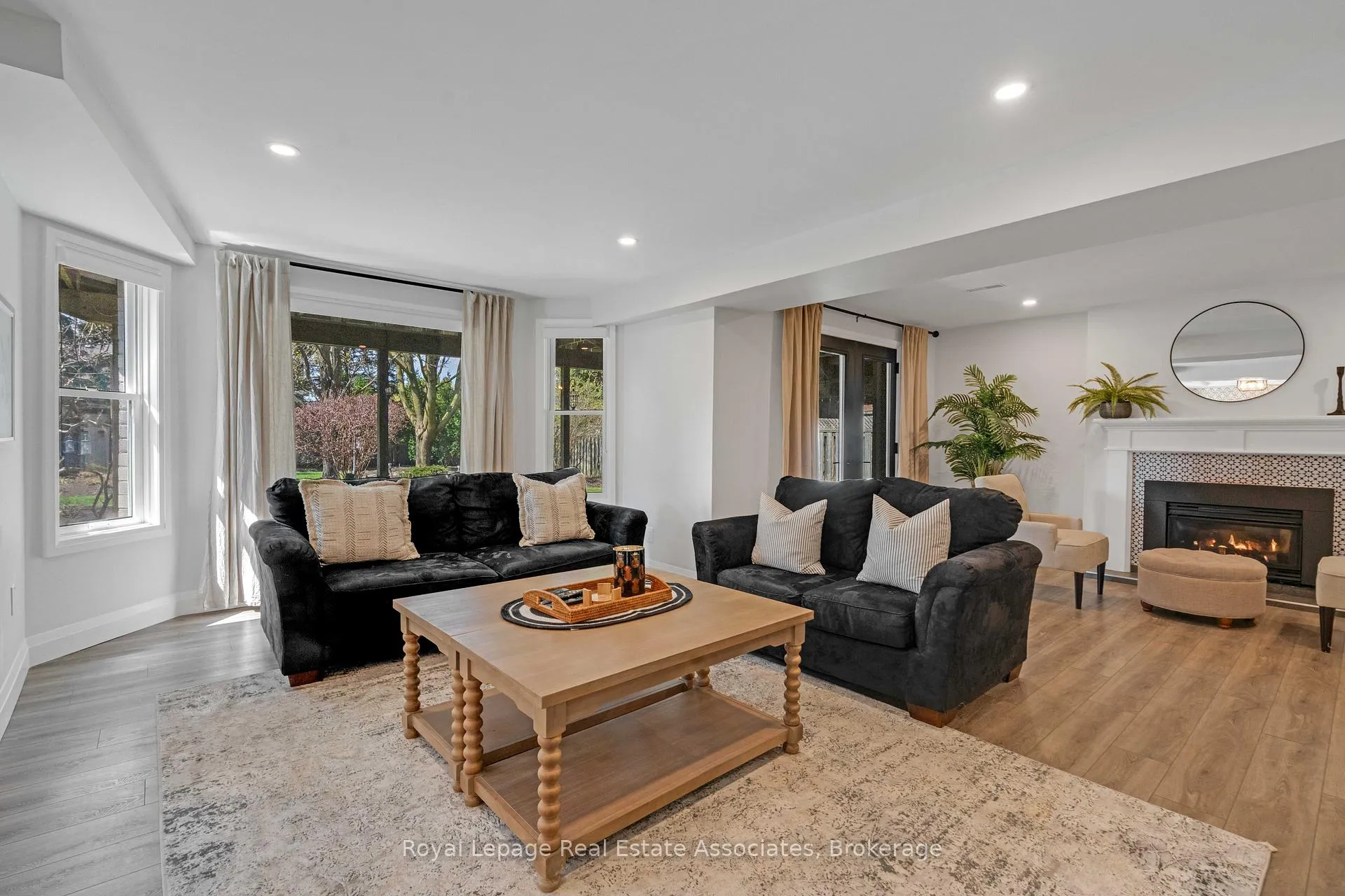 Photo 35 of 23 Handorf Drive, Cambridge — HOMEH