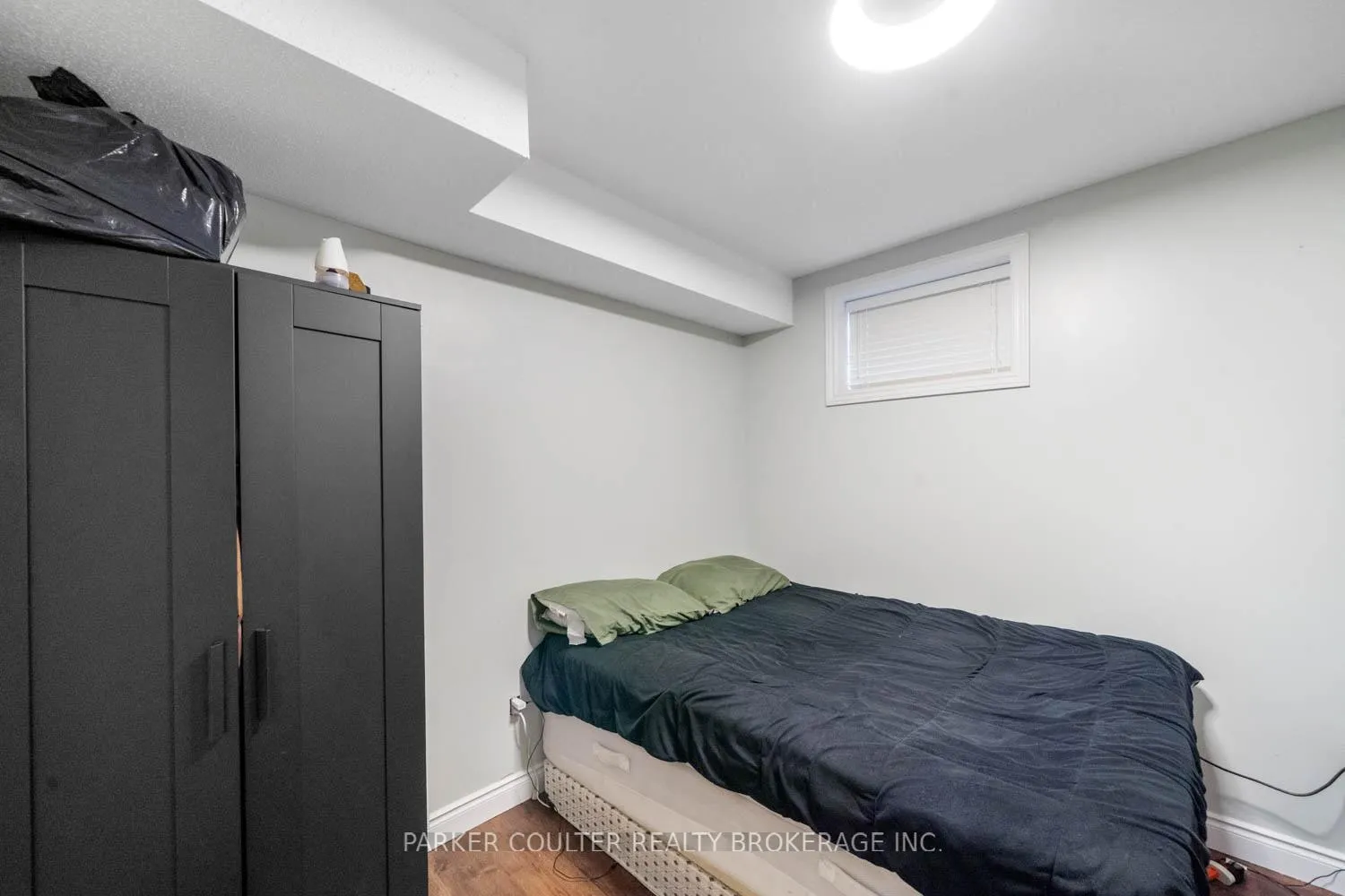 Photo 33 of 60 Knupp Road, Barrie, Edgehill Drive — HOMEH