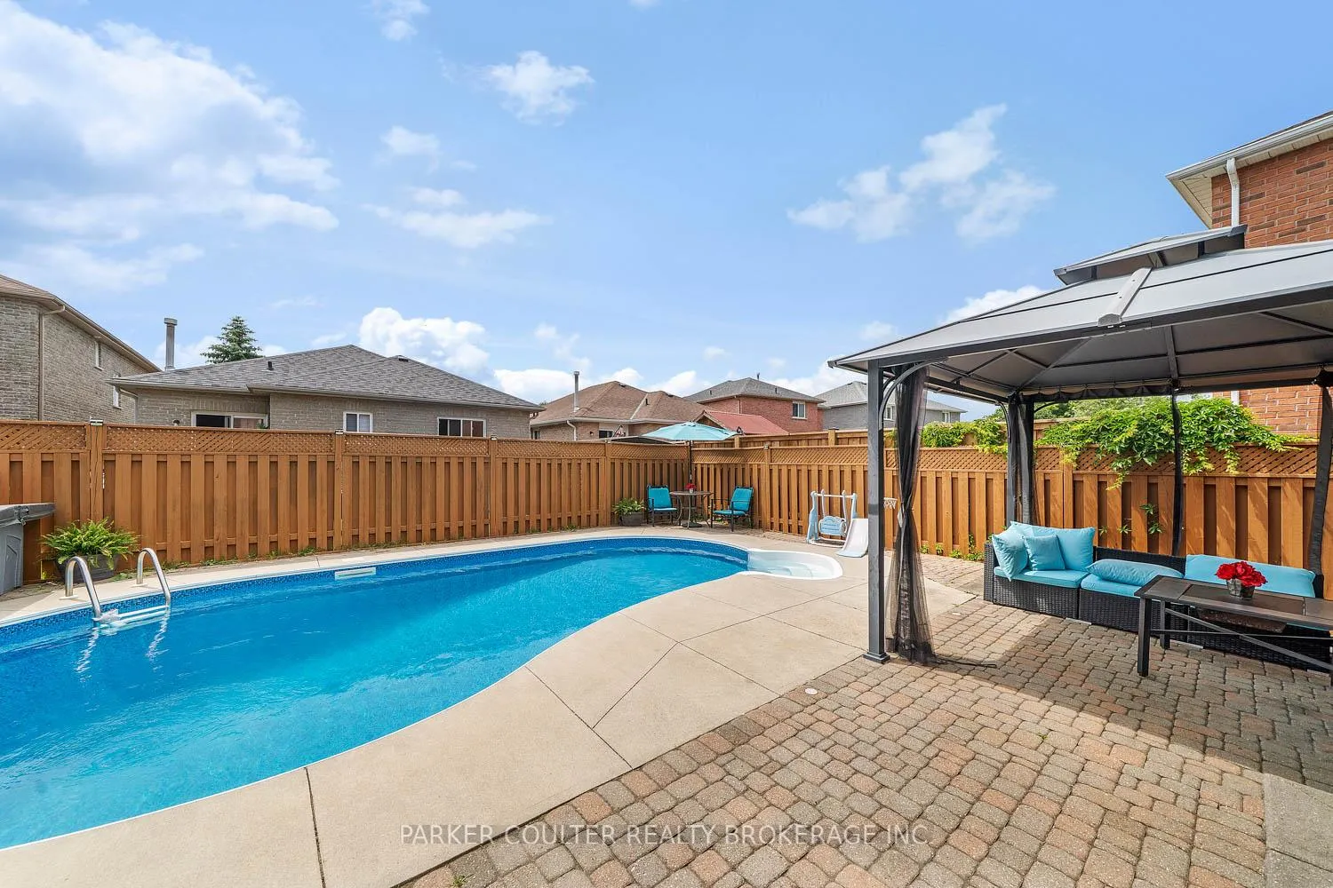 Photo 36 of 60 Knupp Road, Barrie, Edgehill Drive — HOMEH