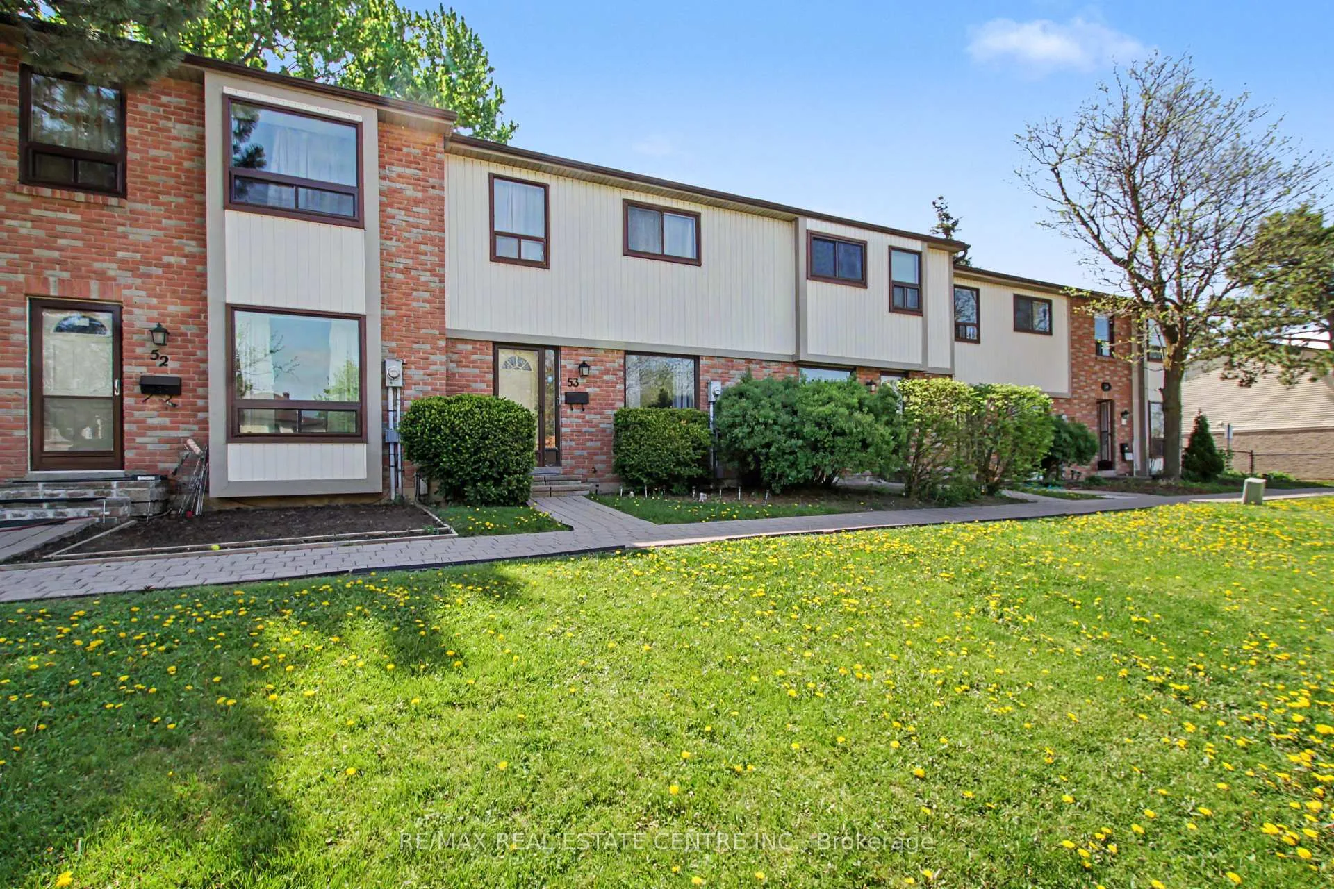 Photo 4 of Unit 53, 53 McMullen Crescent, Brampton, Central Park — HOMEH