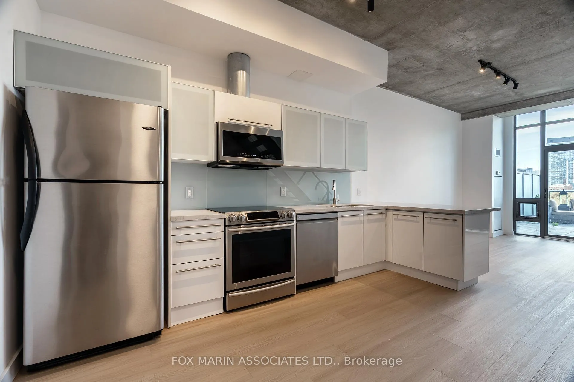 Photo 3 of Unit 604, 33 Mill Street, Toronto, Waterfront Communities — HOMEH