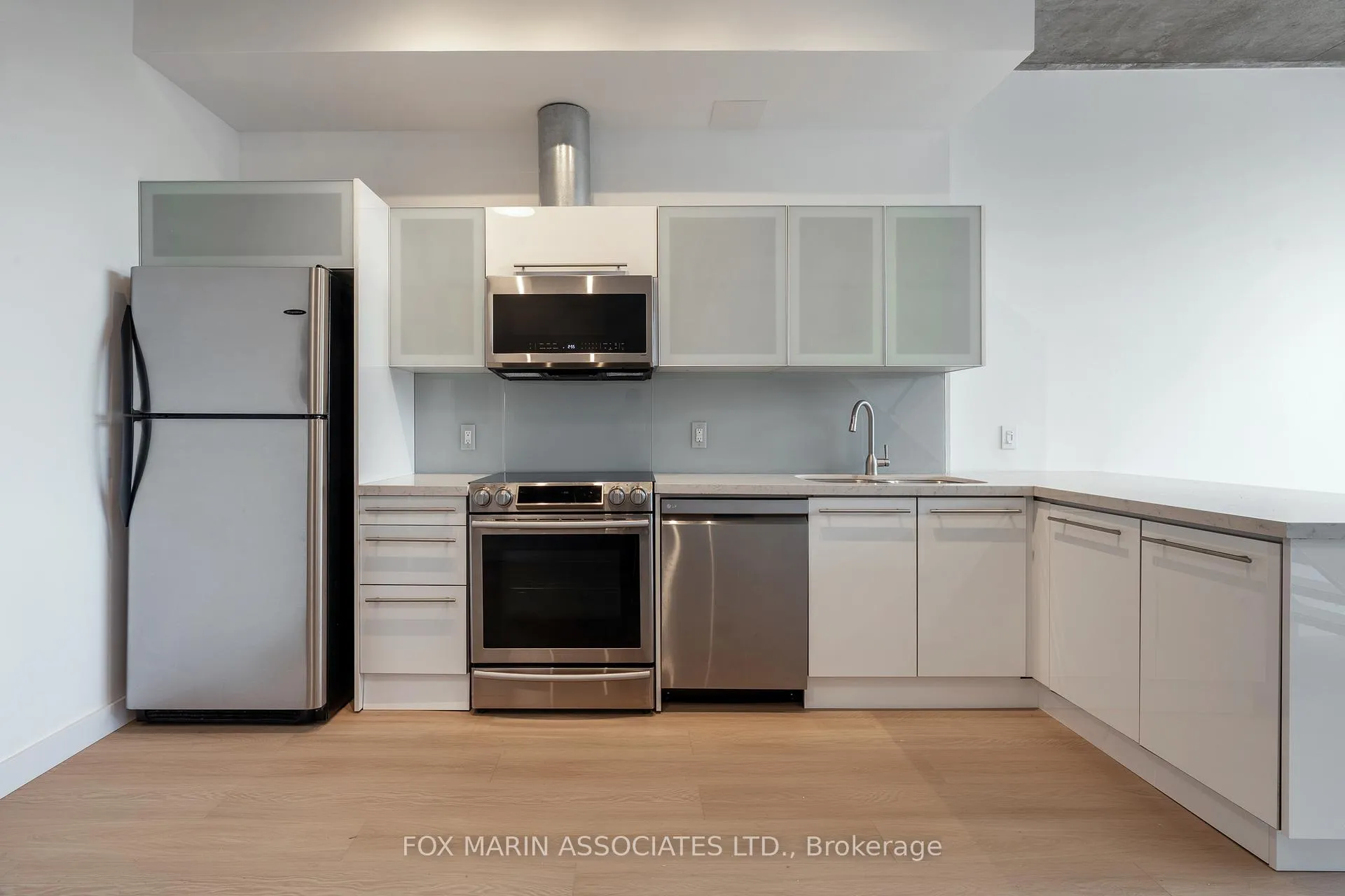 Photo 4 of Unit 604, 33 Mill Street, Toronto, Waterfront Communities — HOMEH