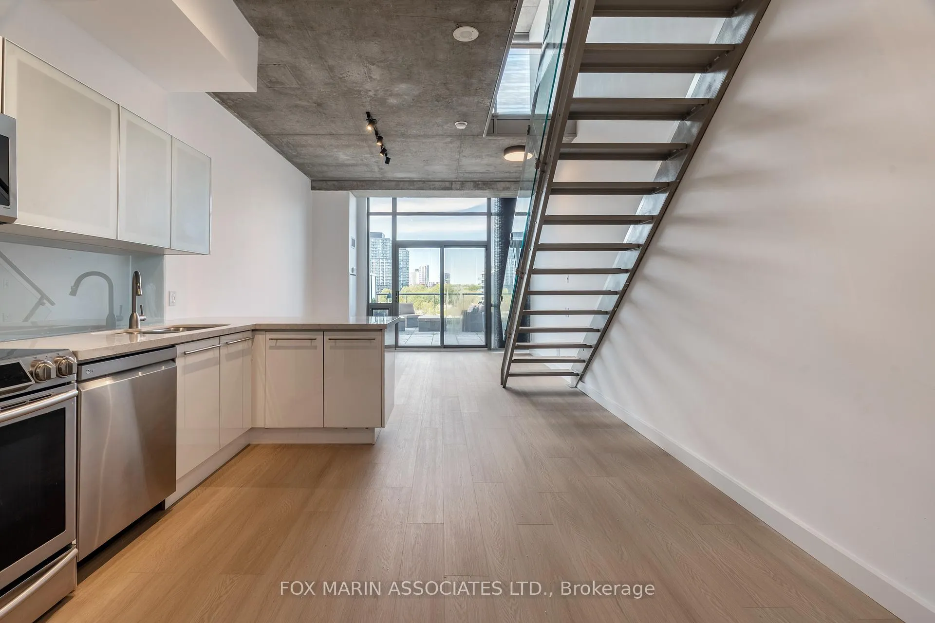 Photo 5 of Unit 604, 33 Mill Street, Toronto, Waterfront Communities — HOMEH