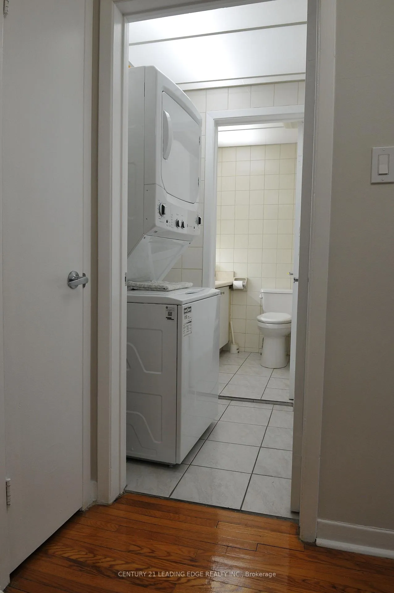 Photo 8 of Unit A, 1013 Pape Avenue, Toronto, Danforth Village-East York — HOMEH