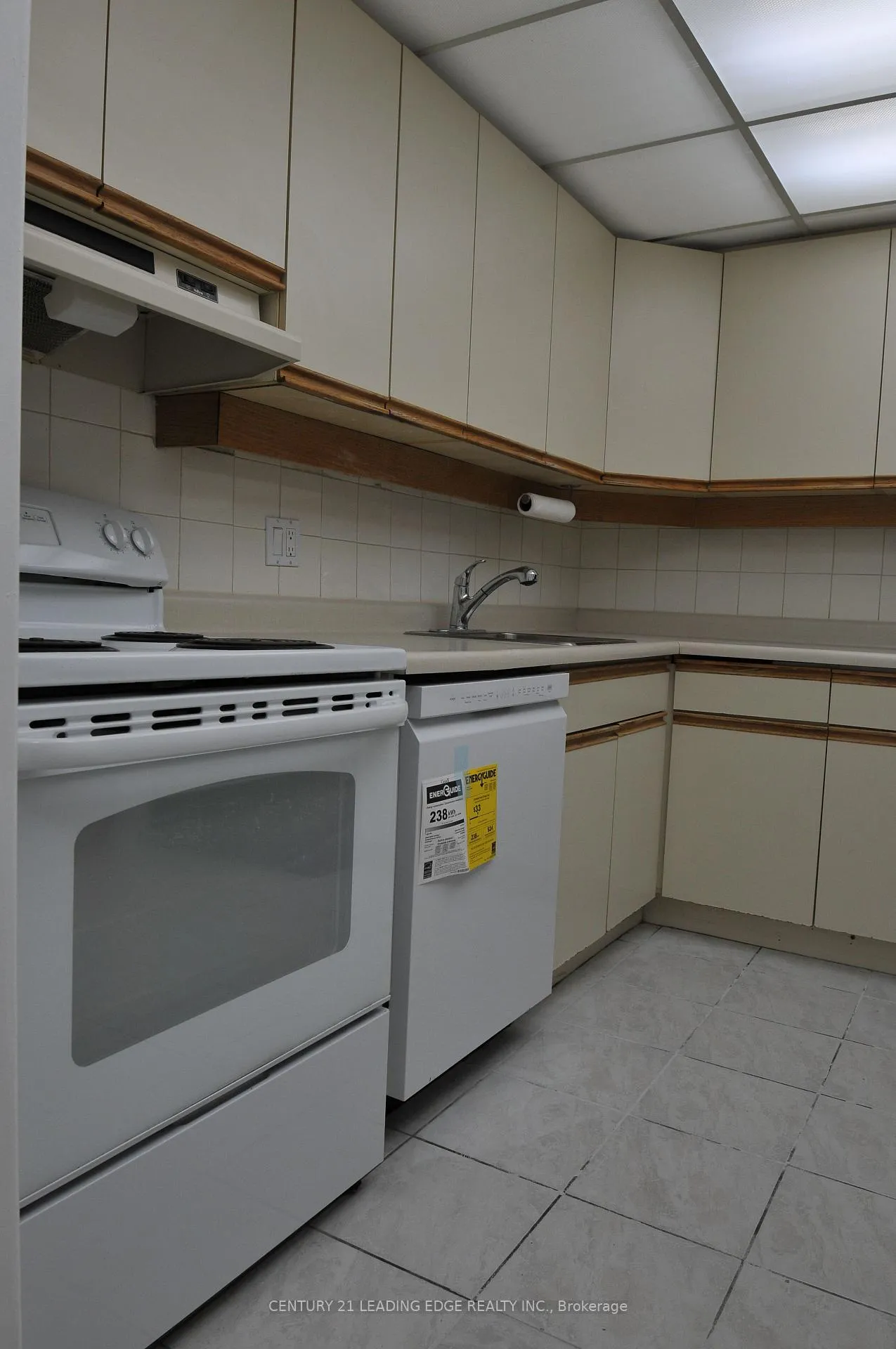 Photo 22 of Unit A, 1013 Pape Avenue, Toronto, Danforth Village-East York — HOMEH
