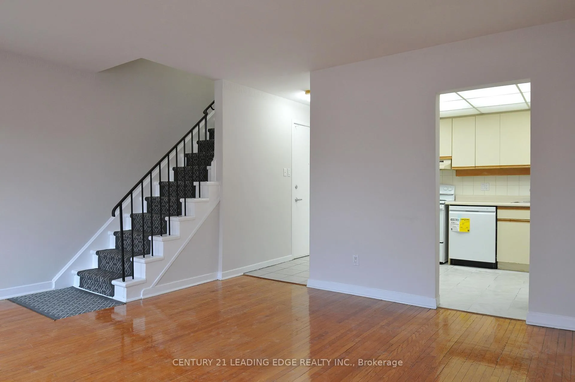 Photo 27 of Unit A, 1013 Pape Avenue, Toronto, Danforth Village-East York — HOMEH