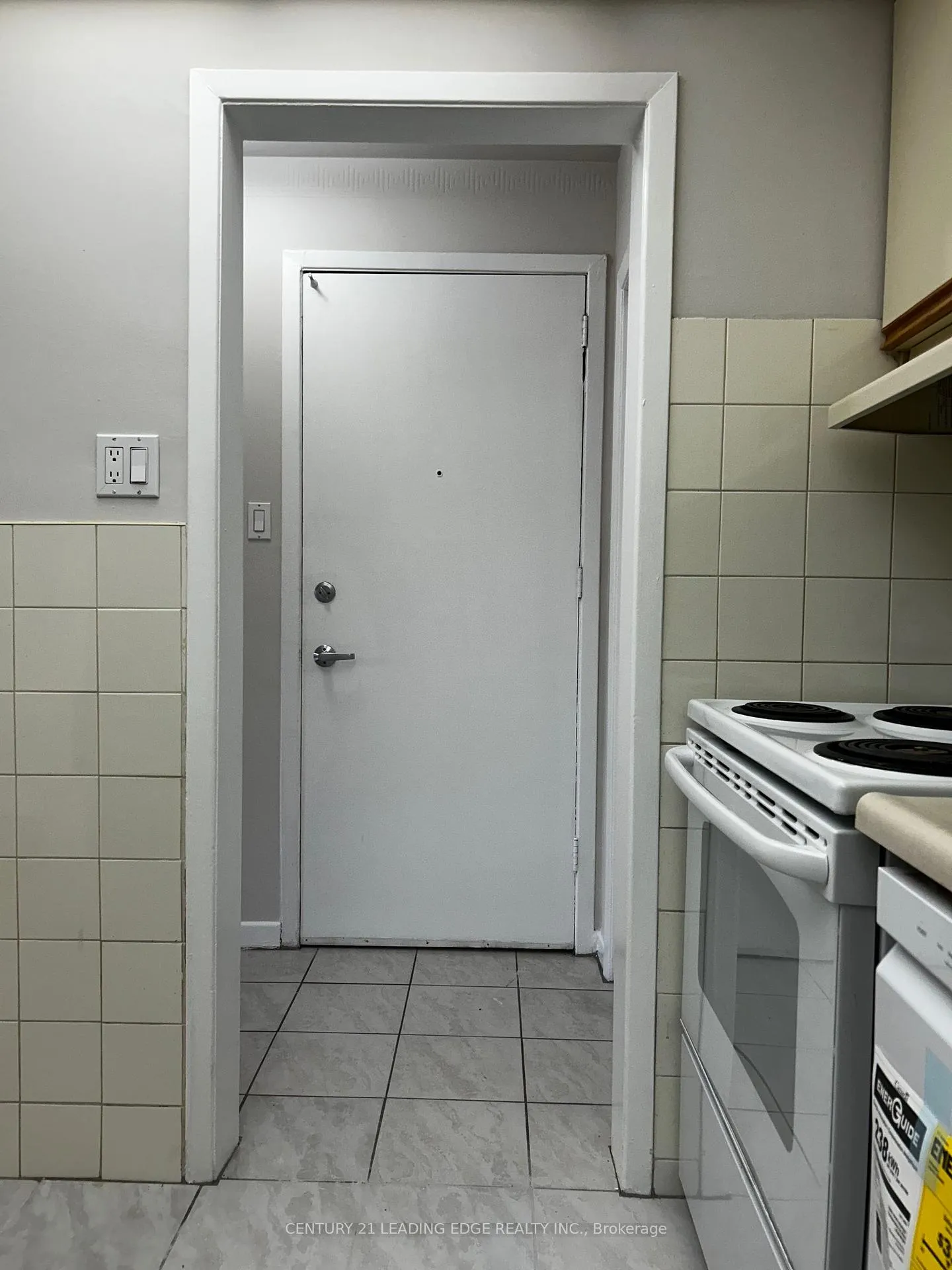Photo 34 of Unit A, 1013 Pape Avenue, Toronto, Danforth Village-East York — HOMEH