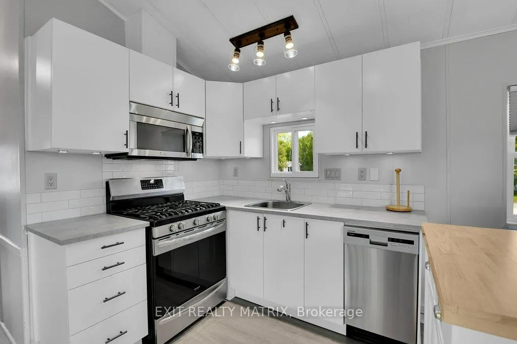 Photo 10 of 1376 Tigerlily Private, Ottawa, Osgoode Twp North of Reg Rd 6 — HOMEH