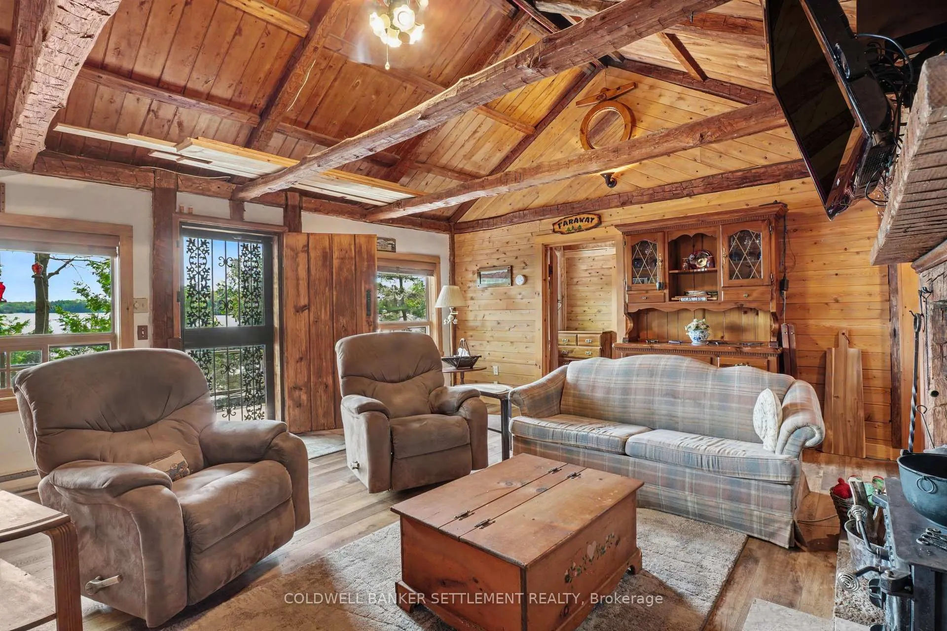 Photo 10 of 402 Patterson Rd C, Tay Valley, Bathurst/Burgess & Sherbrooke (South Sherbrooke) Twp — HOMEH