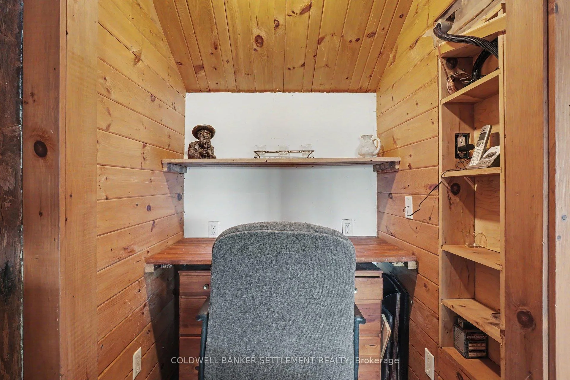 Photo 12 of 402 Patterson Rd C, Tay Valley, Bathurst/Burgess & Sherbrooke (South Sherbrooke) Twp — HOMEH