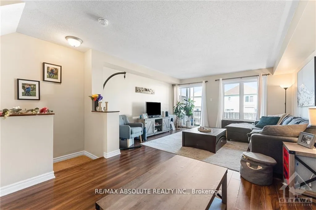 Photo 11 of Unit A, 573 Chapman Mills Drive, Ottawa, Barrhaven - Strandherd — HOMEH