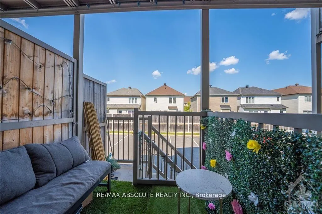 Photo 17 of Unit A, 573 Chapman Mills Drive, Ottawa, Barrhaven - Strandherd — HOMEH