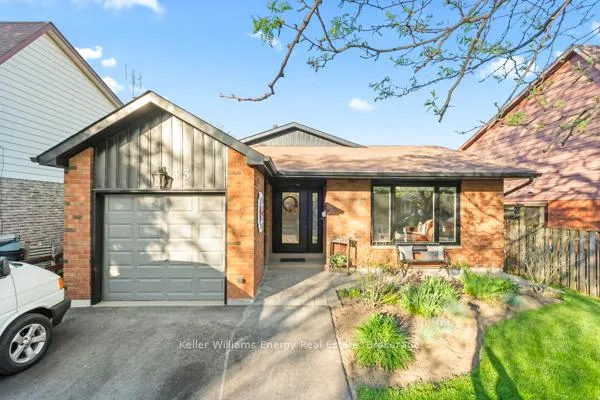 Photo 1 of 33 Renfield Crescent, Whitby, Lynde Creek — HOMEH
