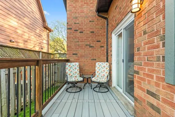Photo 10 of 33 Renfield Crescent, Whitby, Lynde Creek — HOMEH