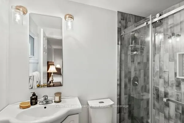 Photo 23 of 33 Renfield Crescent, Whitby, Lynde Creek — HOMEH