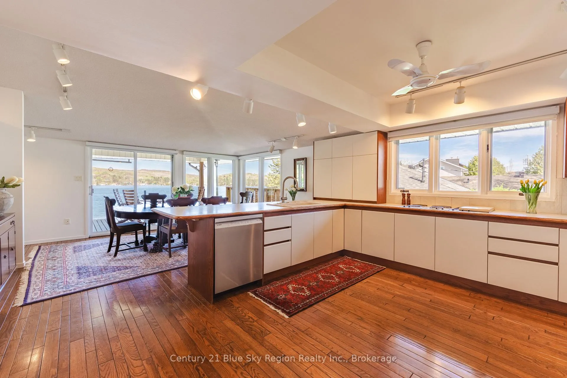 Photo 11 of 204 Lakeside Drive, North Bay, Birchaven — HOMEH