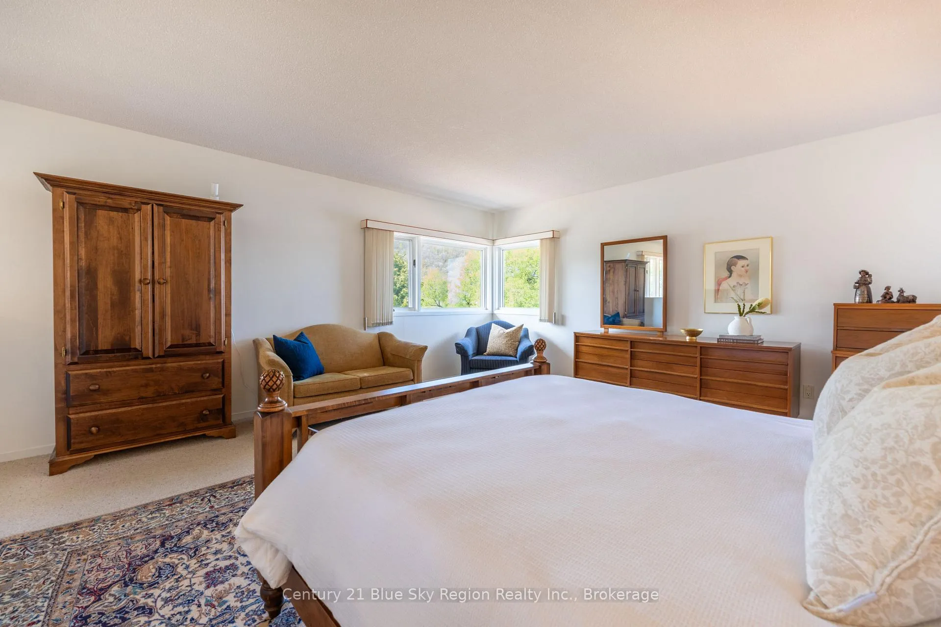 Photo 23 of 204 Lakeside Drive, North Bay, Birchaven — HOMEH