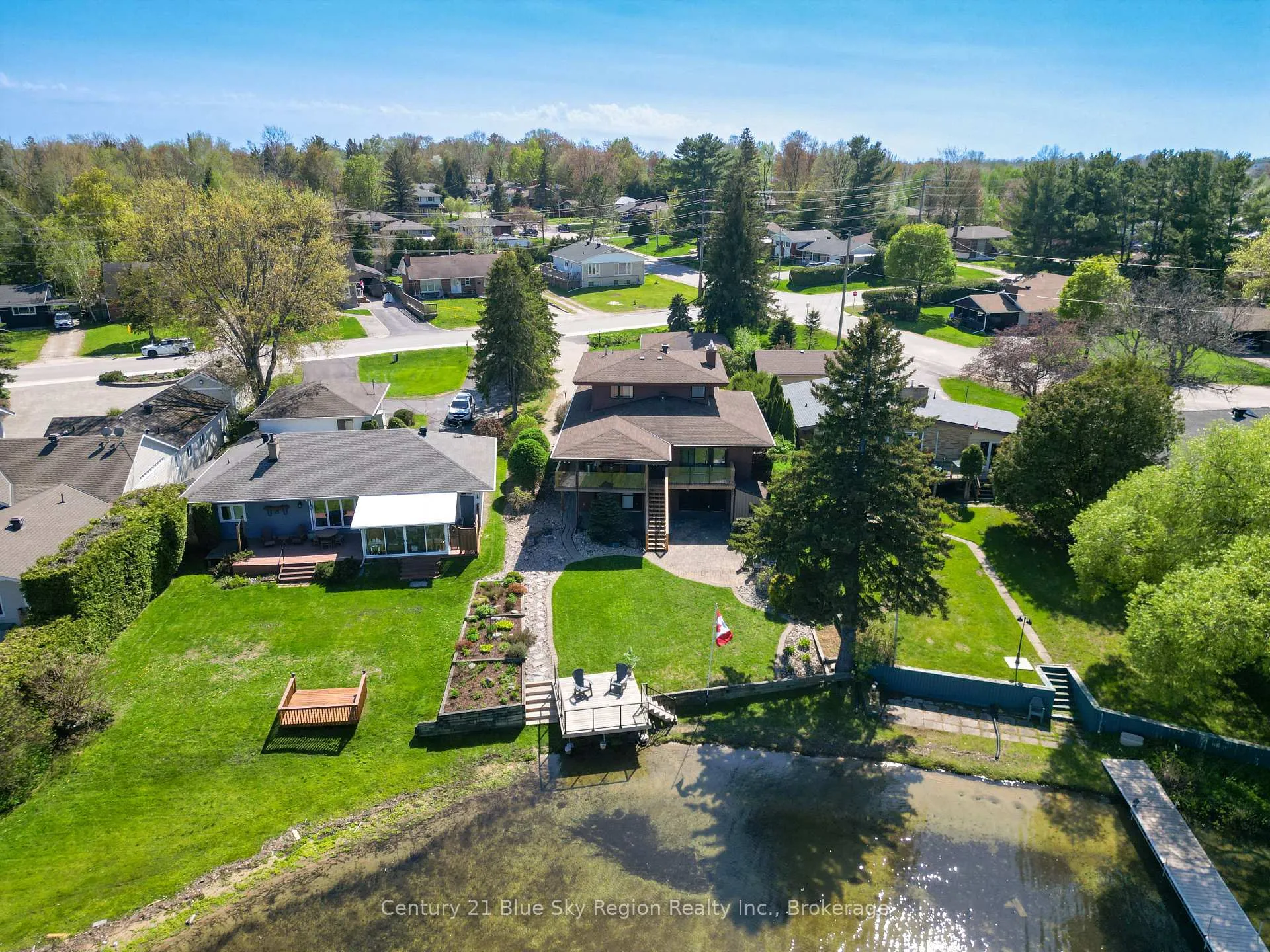 Photo 44 of 204 Lakeside Drive, North Bay, Birchaven — HOMEH