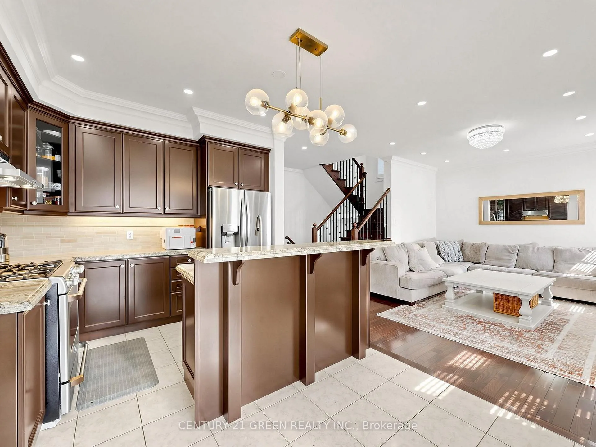 Photo 9 of 35 Twin Falls Road, Brampton, Bram West — HOMEH