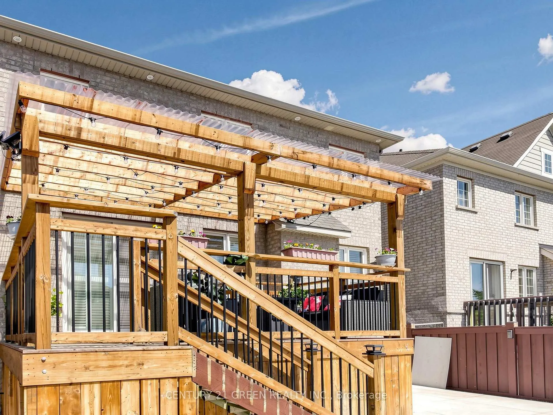 Photo 36 of 35 Twin Falls Road, Brampton, Bram West — HOMEH
