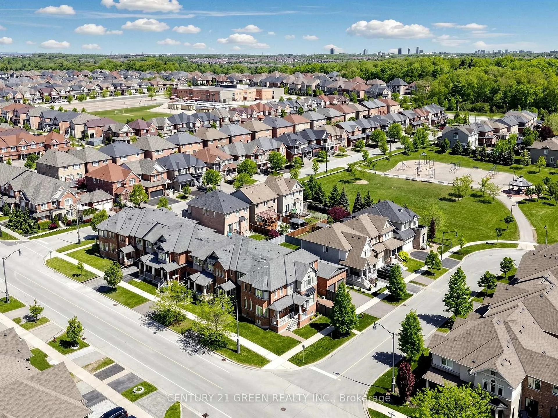 Photo 48 of 35 Twin Falls Road, Brampton, Bram West — HOMEH