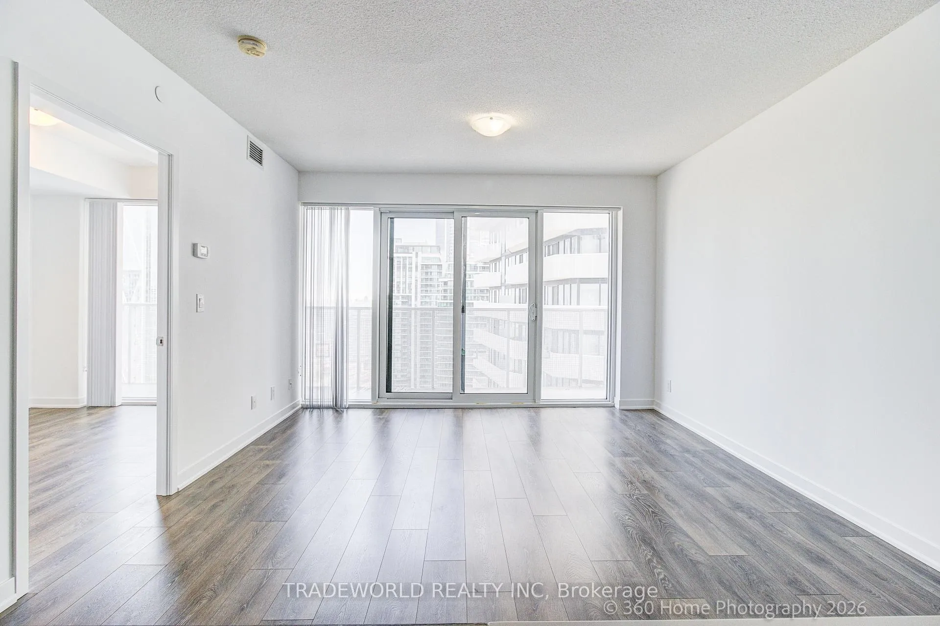 Photo 25 of Unit 4706, 100 Harbour Street, Toronto, Waterfront Communities — HOMEH