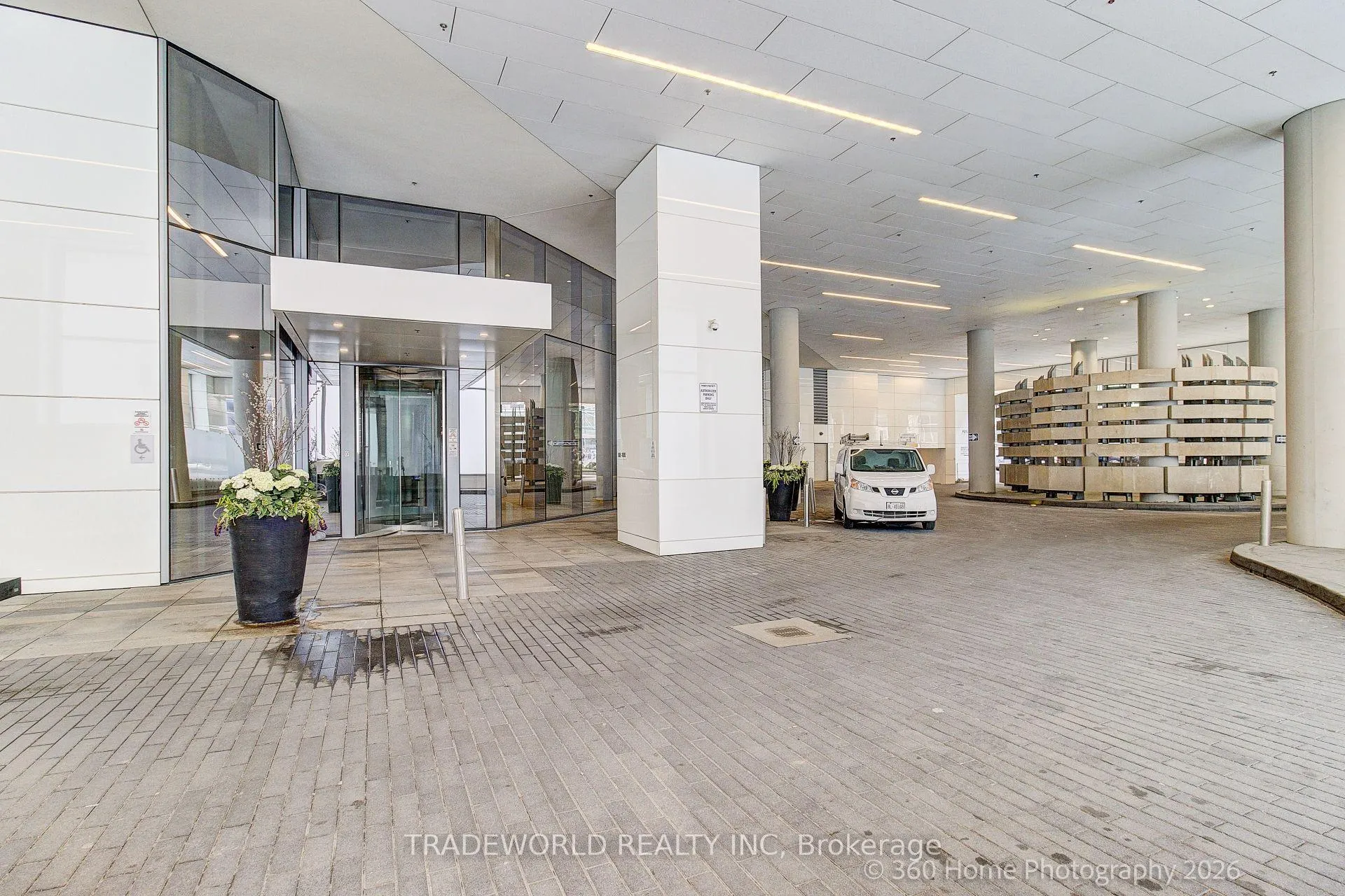 Photo 28 of Unit 4706, 100 Harbour Street, Toronto, Waterfront Communities — HOMEH