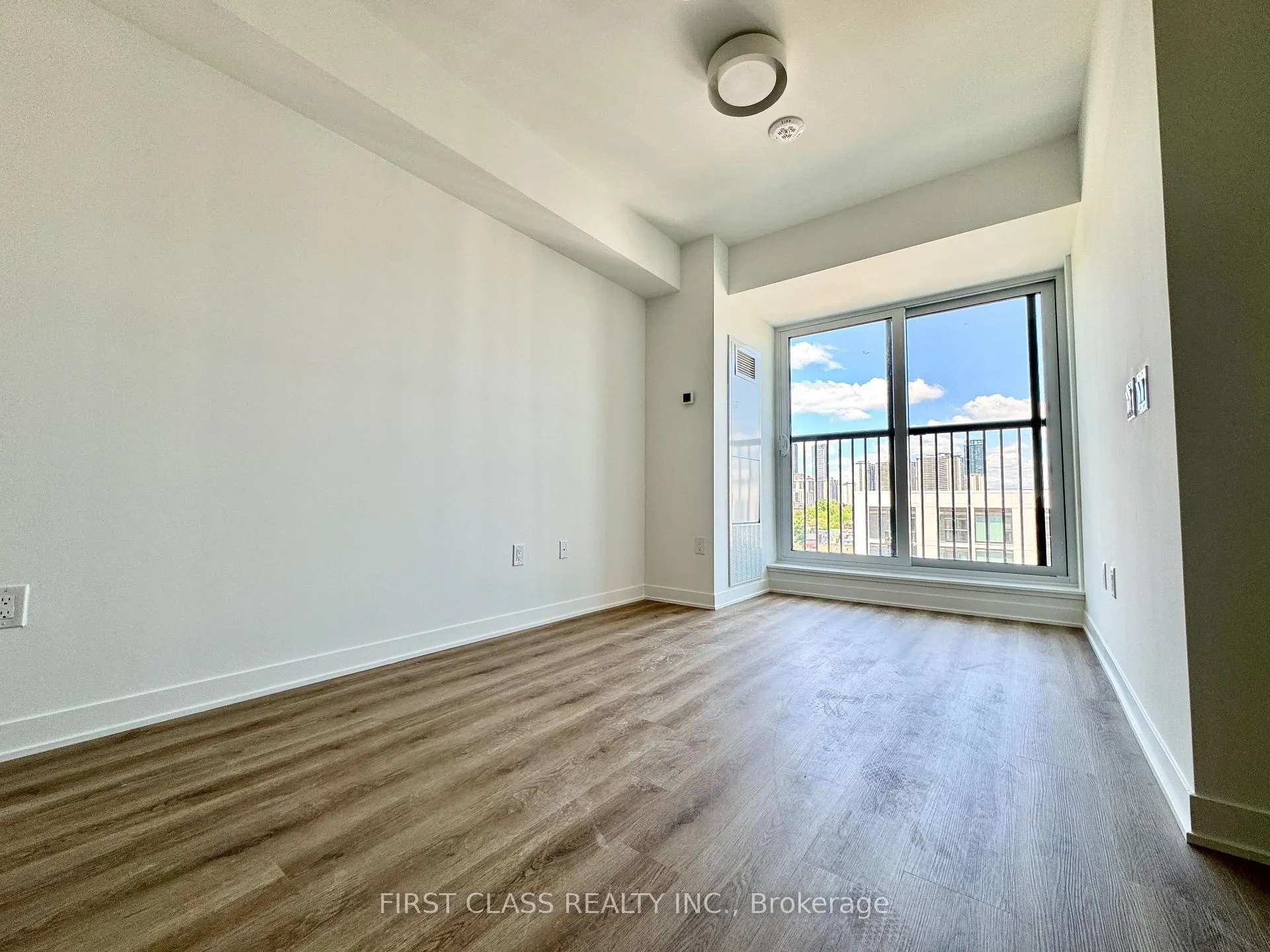 Photo 8 of Unit 1109, 10 Oak Street, Toronto, Regent Park — HOMEH