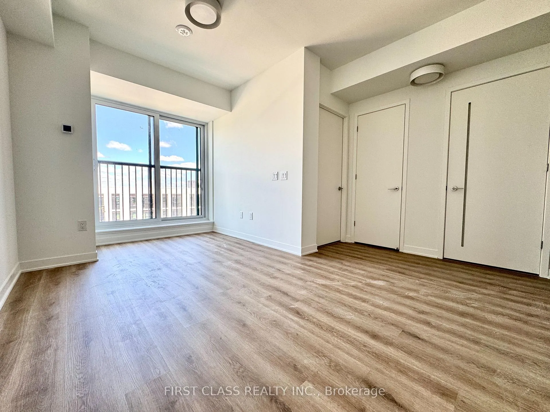 Photo 9 of Unit 1109, 10 Oak Street, Toronto, Regent Park — HOMEH