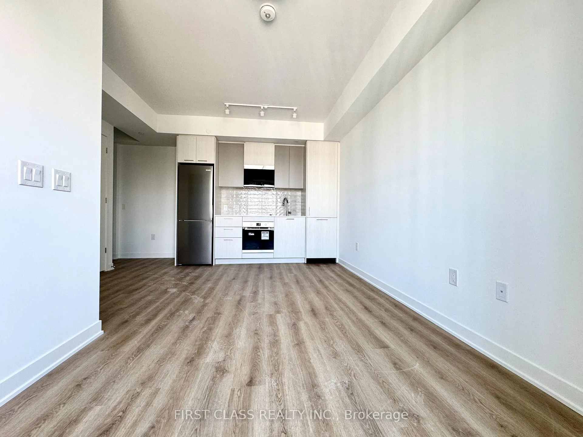Photo 10 of Unit 1109, 10 Oak Street, Toronto, Regent Park — HOMEH