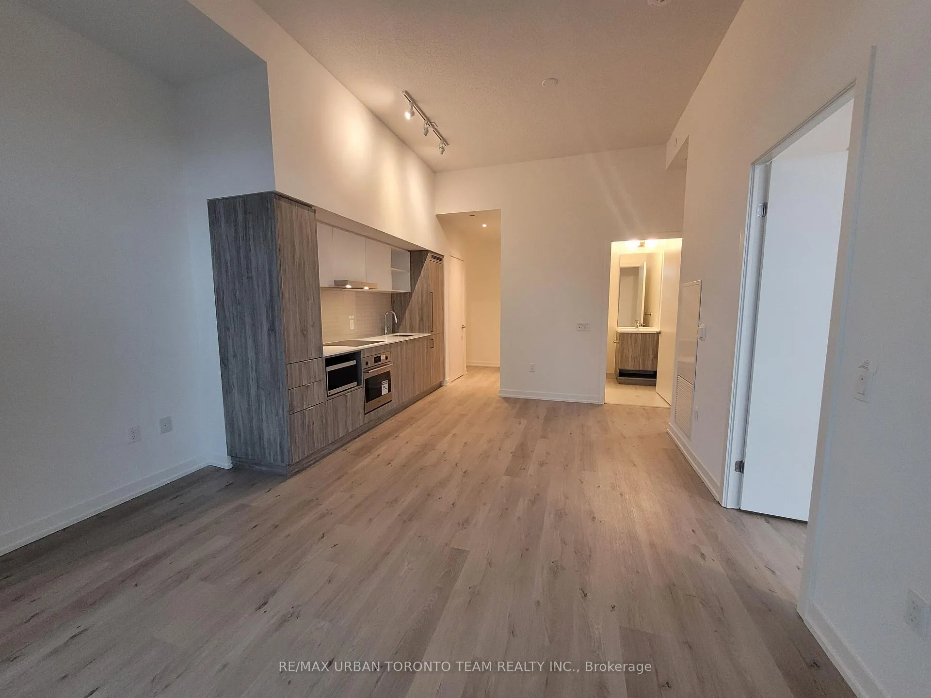 Photo 7 of Unit 1203, 138 Downes Street, Toronto, Waterfront Communities — HOMEH