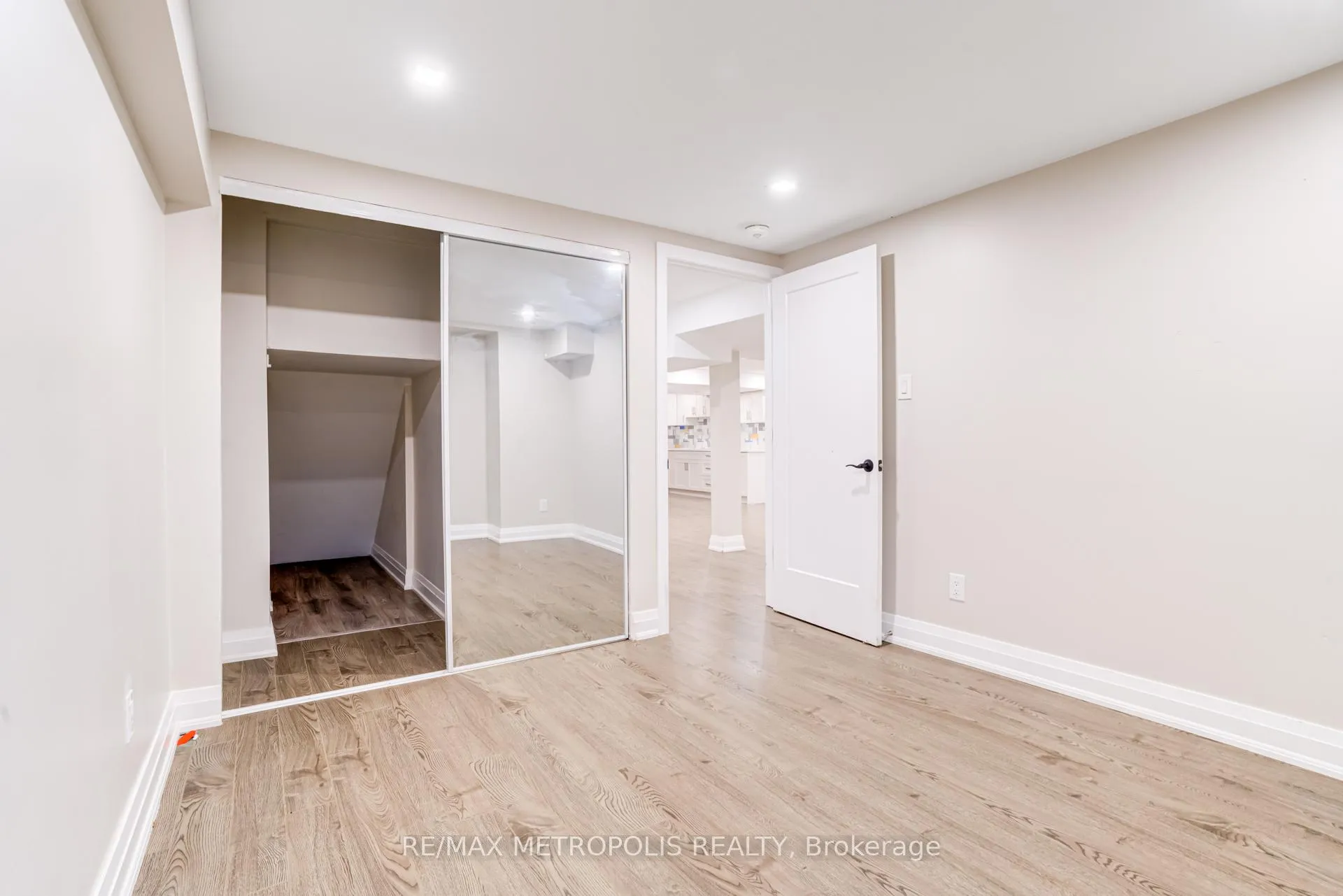 Photo 13 of Unit BSMT, 33 Tweedie Crescent, Whitby, Williamsburg — HOMEH