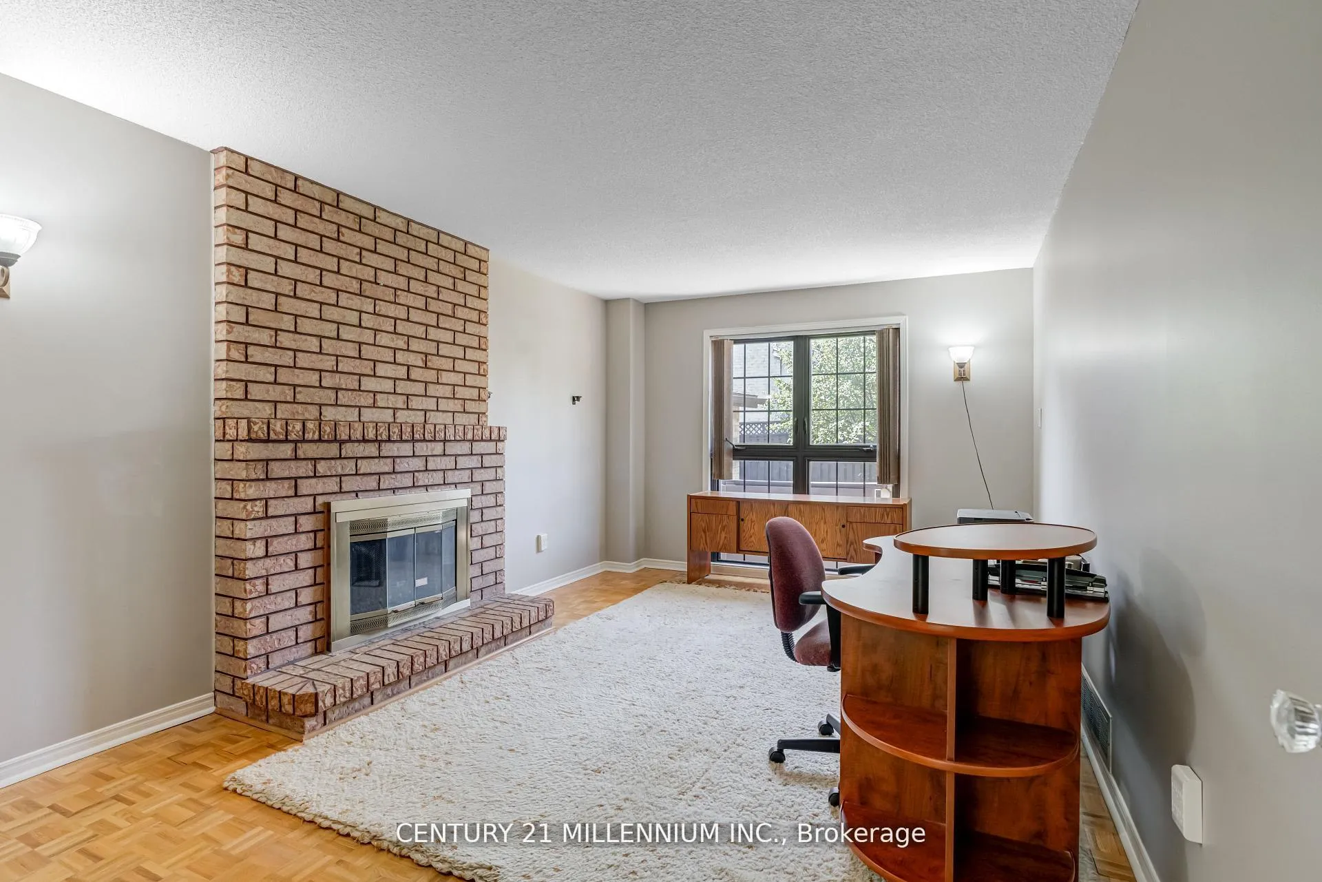 Photo 6 of 10 Phelps Drive, Brampton, Northwood Park — HOMEH