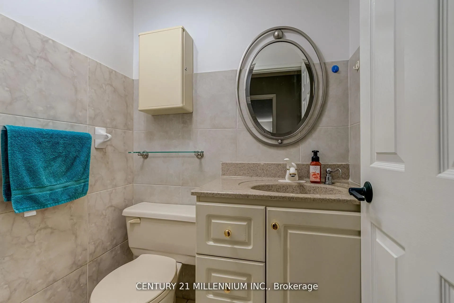 Photo 14 of 10 Phelps Drive, Brampton, Northwood Park — HOMEH