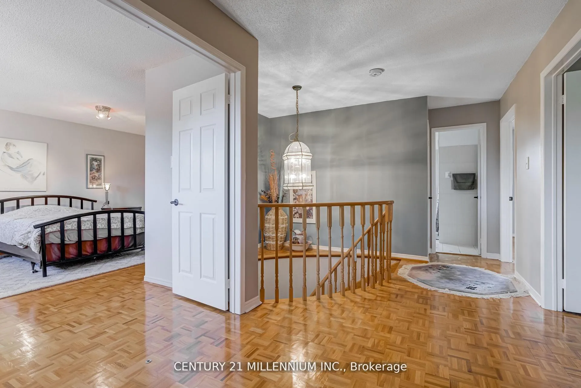 Photo 16 of 10 Phelps Drive, Brampton, Northwood Park — HOMEH