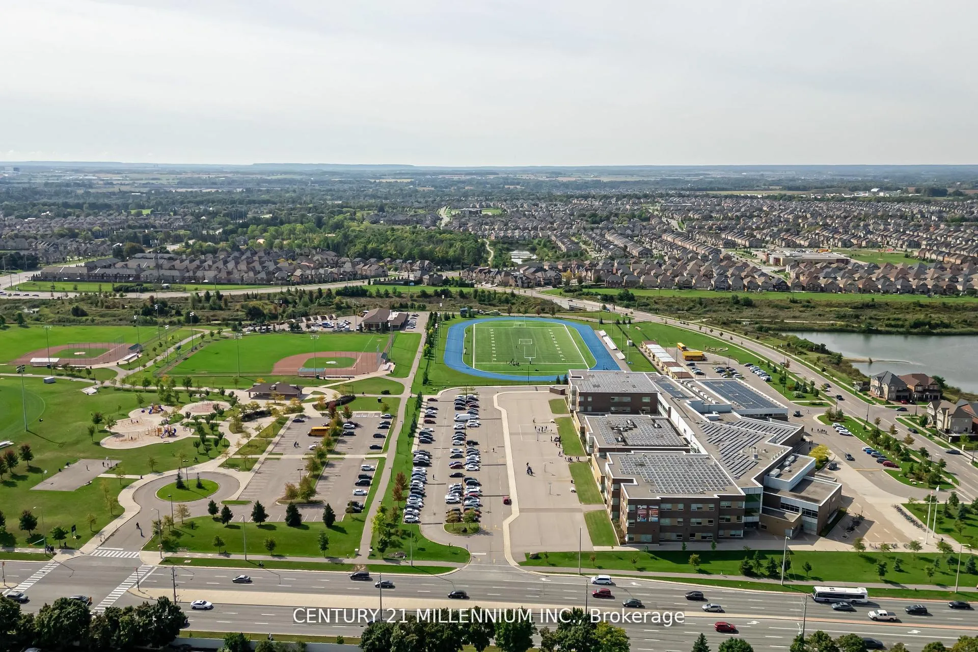 Photo 30 of 10 Phelps Drive, Brampton, Northwood Park — HOMEH