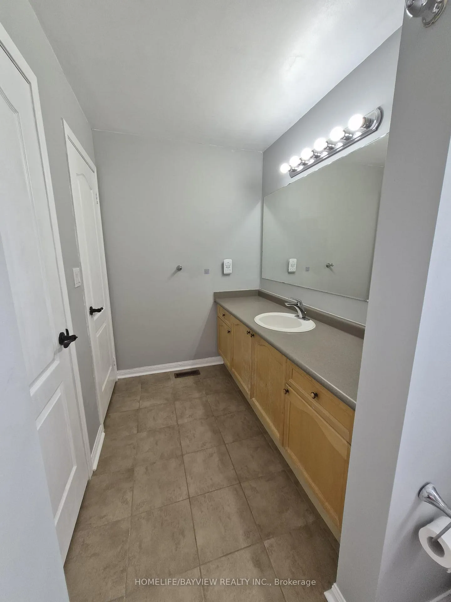 Photo 15 of 1000 Barclay Circle, Milton, Beaty — HOMEH
