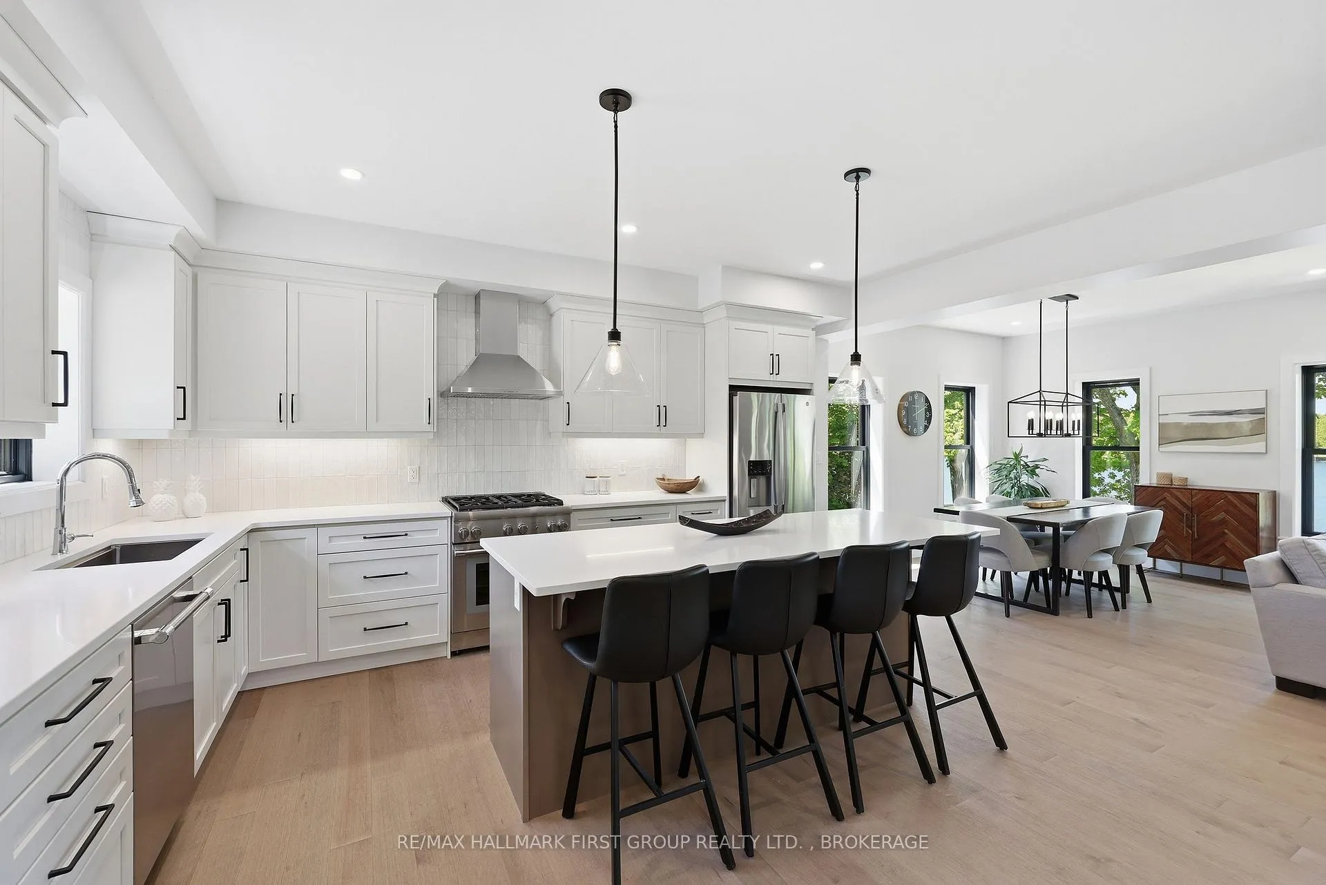 Photo 4 of 4802 Plumb Lane, Frontenac, Frontenac South — HOMEH