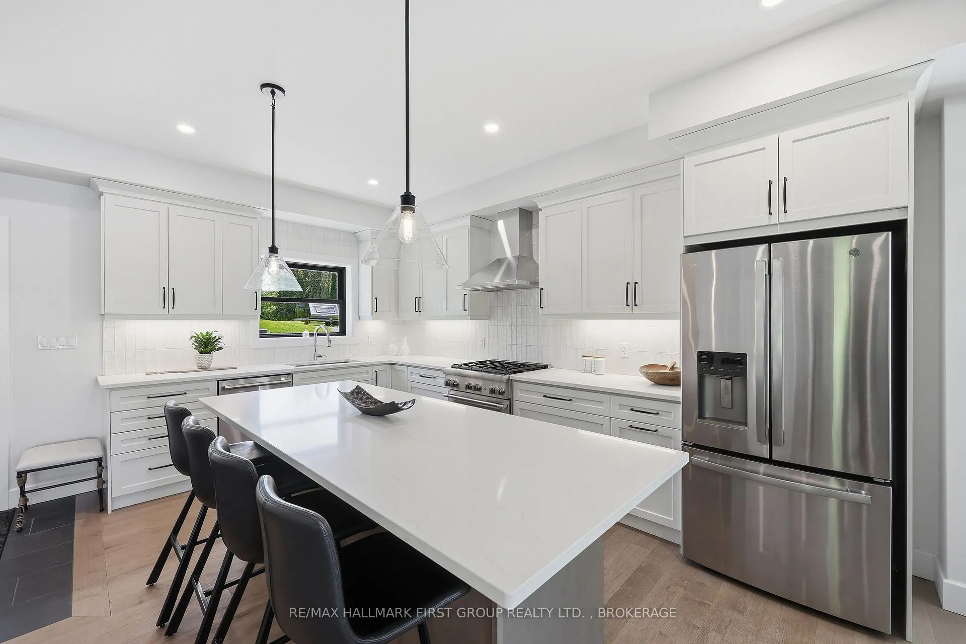 Photo 6 of 4802 Plumb Lane, Frontenac, Frontenac South — HOMEH