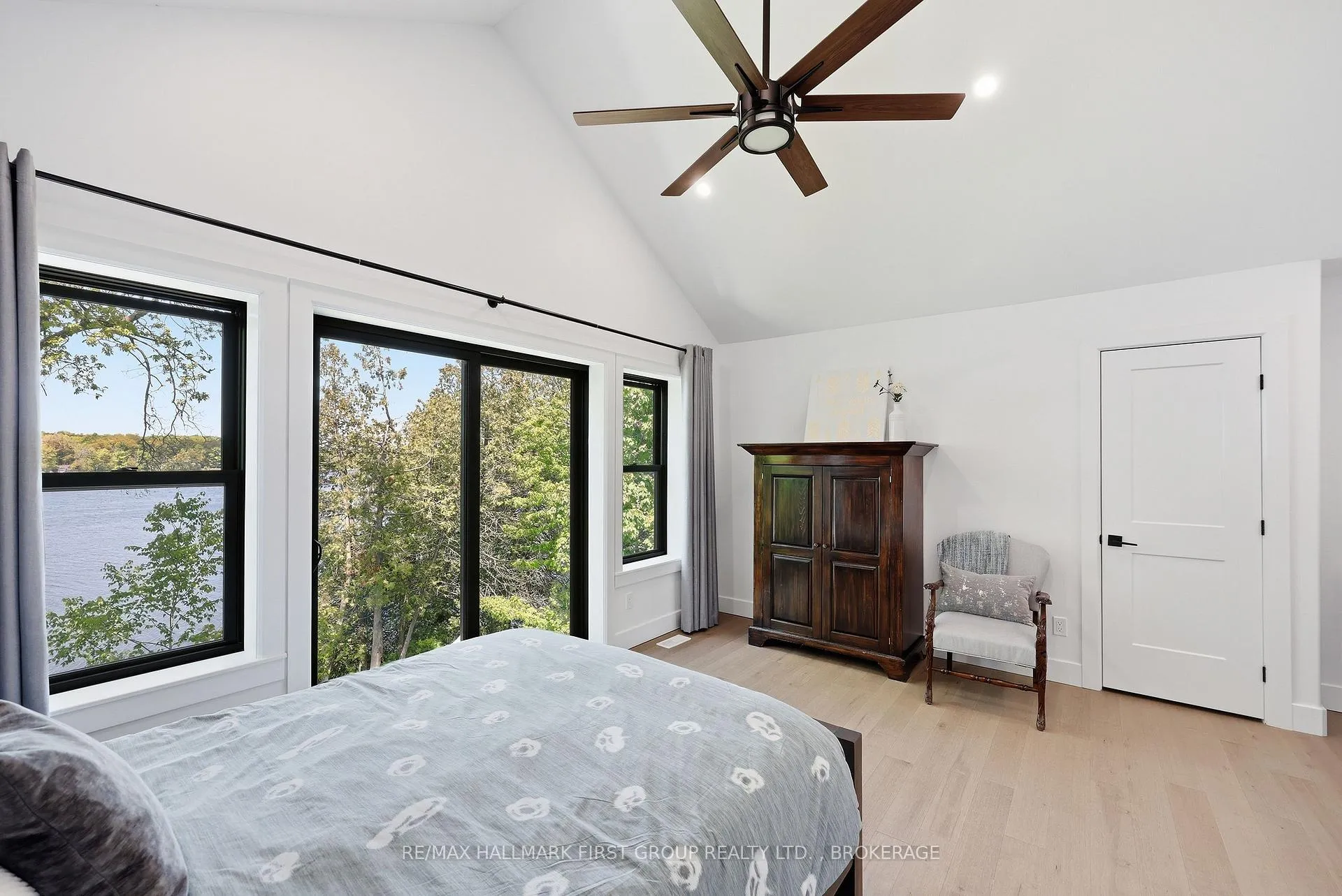 Photo 17 of 4802 Plumb Lane, Frontenac, Frontenac South — HOMEH