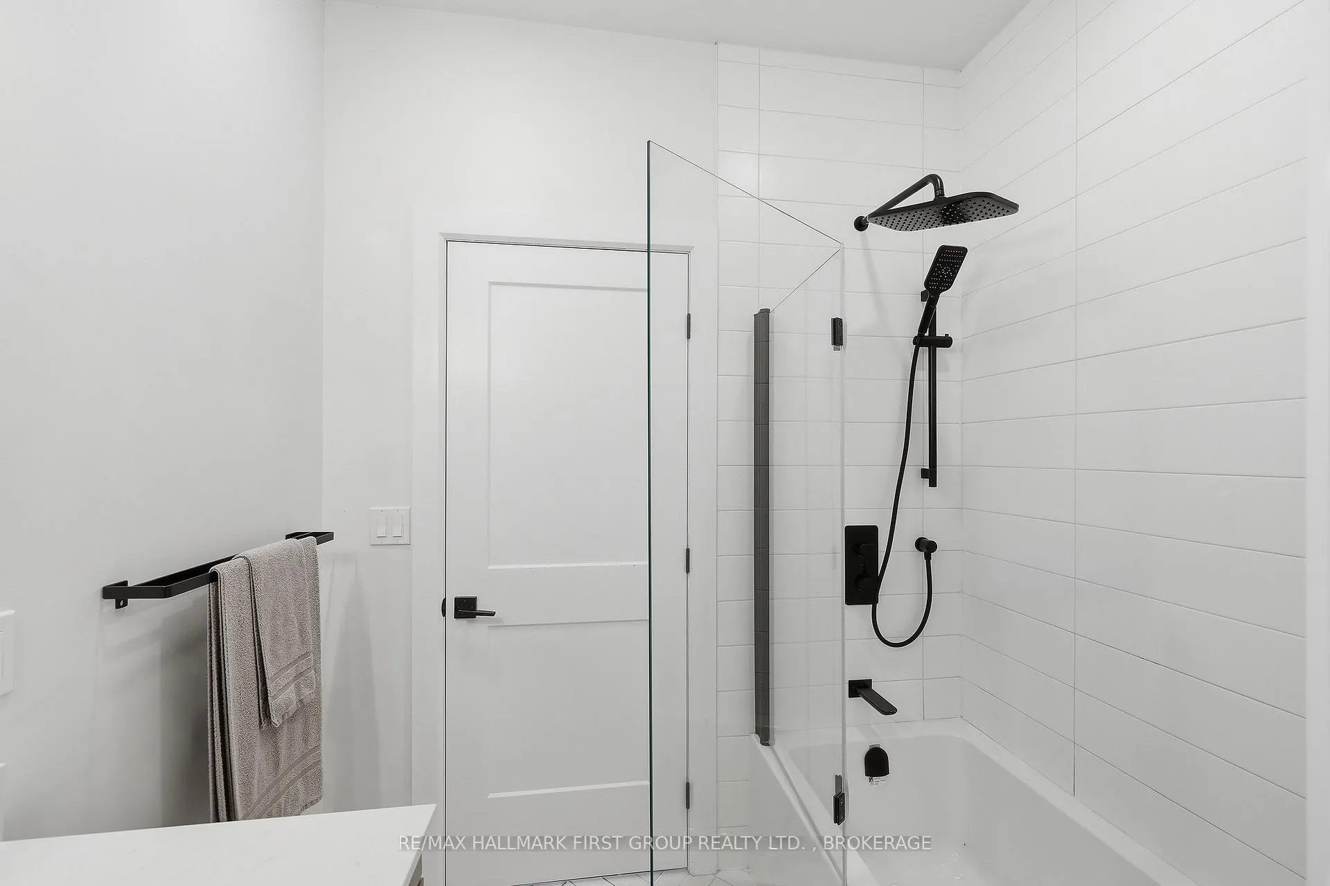 Photo 27 of 4802 Plumb Lane, Frontenac, Frontenac South — HOMEH