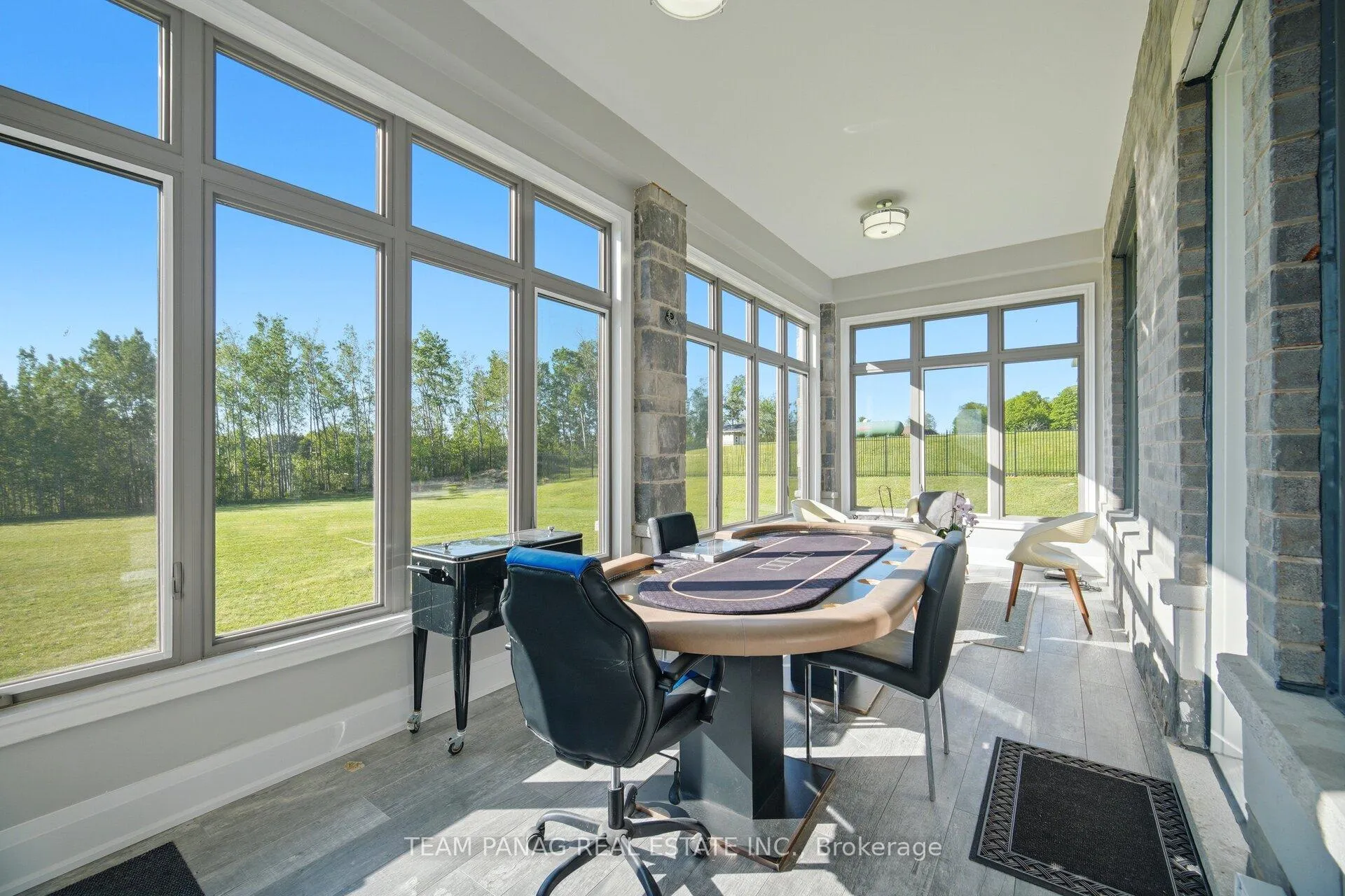 Photo 23 of 20 Stinson Street, Caledon, Palgrave — HOMEH
